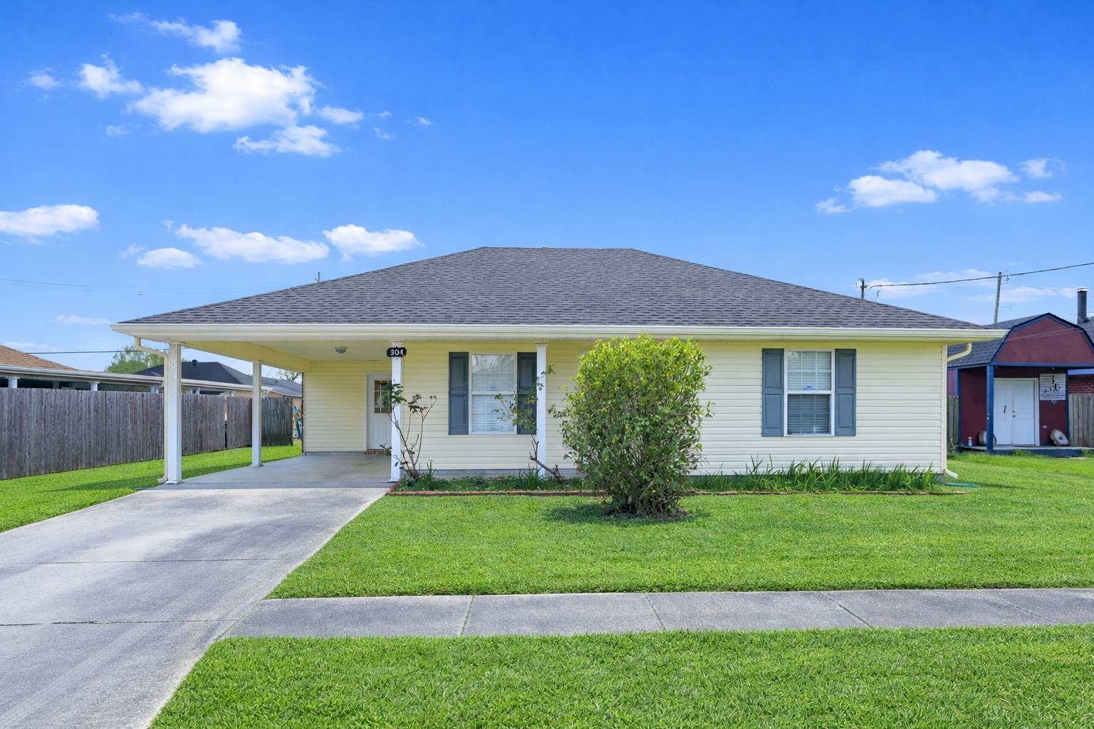129 Summers Lane, Golden Meadow, LA, 70357