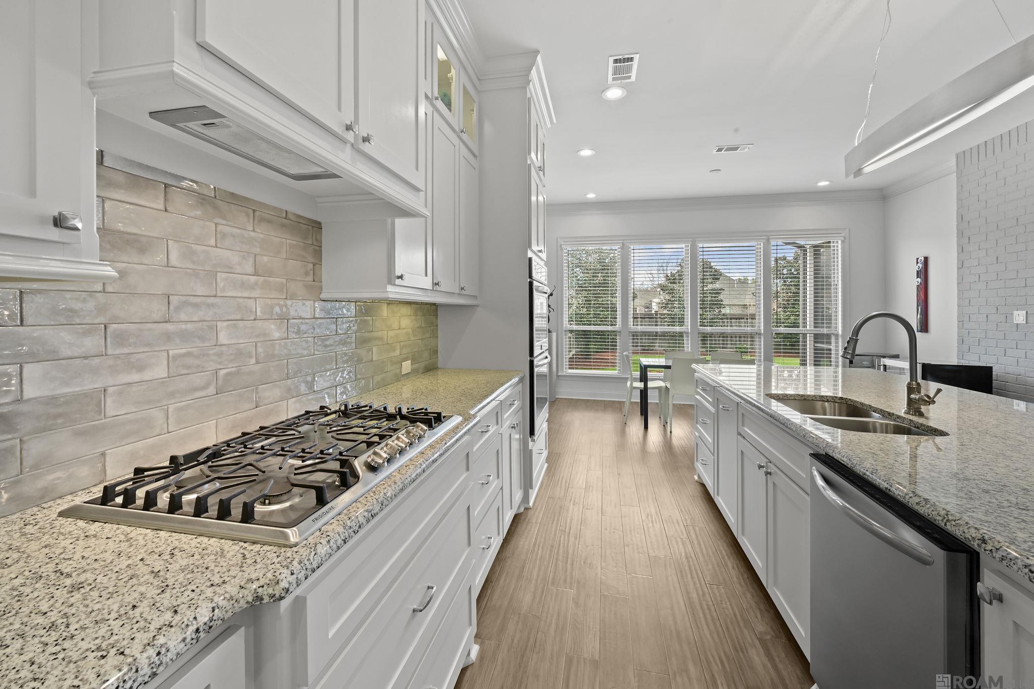 42387 Greens View Dr, Gonzales, LA, 70737