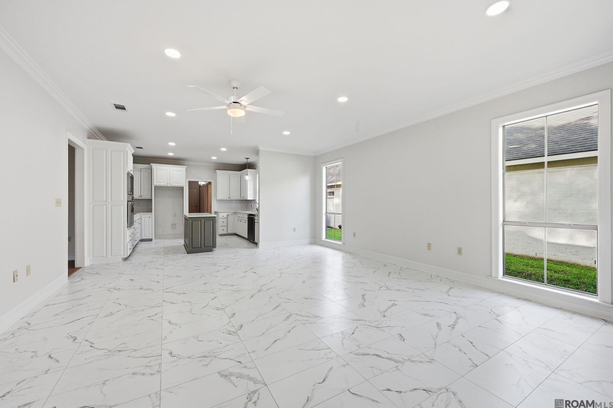 17202 Sweet Olive Dr, Saint George, LA, 70817