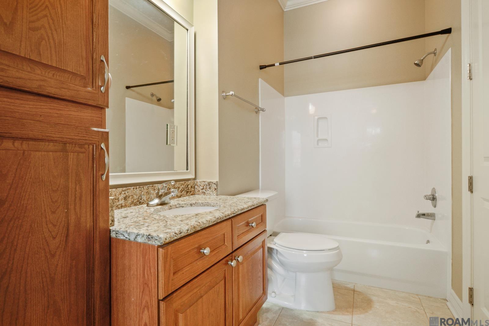 3390 Nicholson Dr UNIT C305, Baton Rouge, LA, 70802