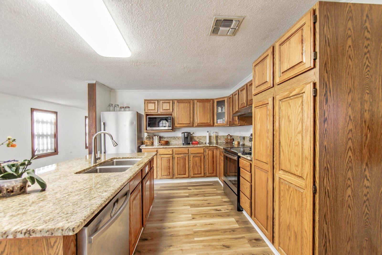 107 Sugar Ridge Drive, Houma, LA, 70360