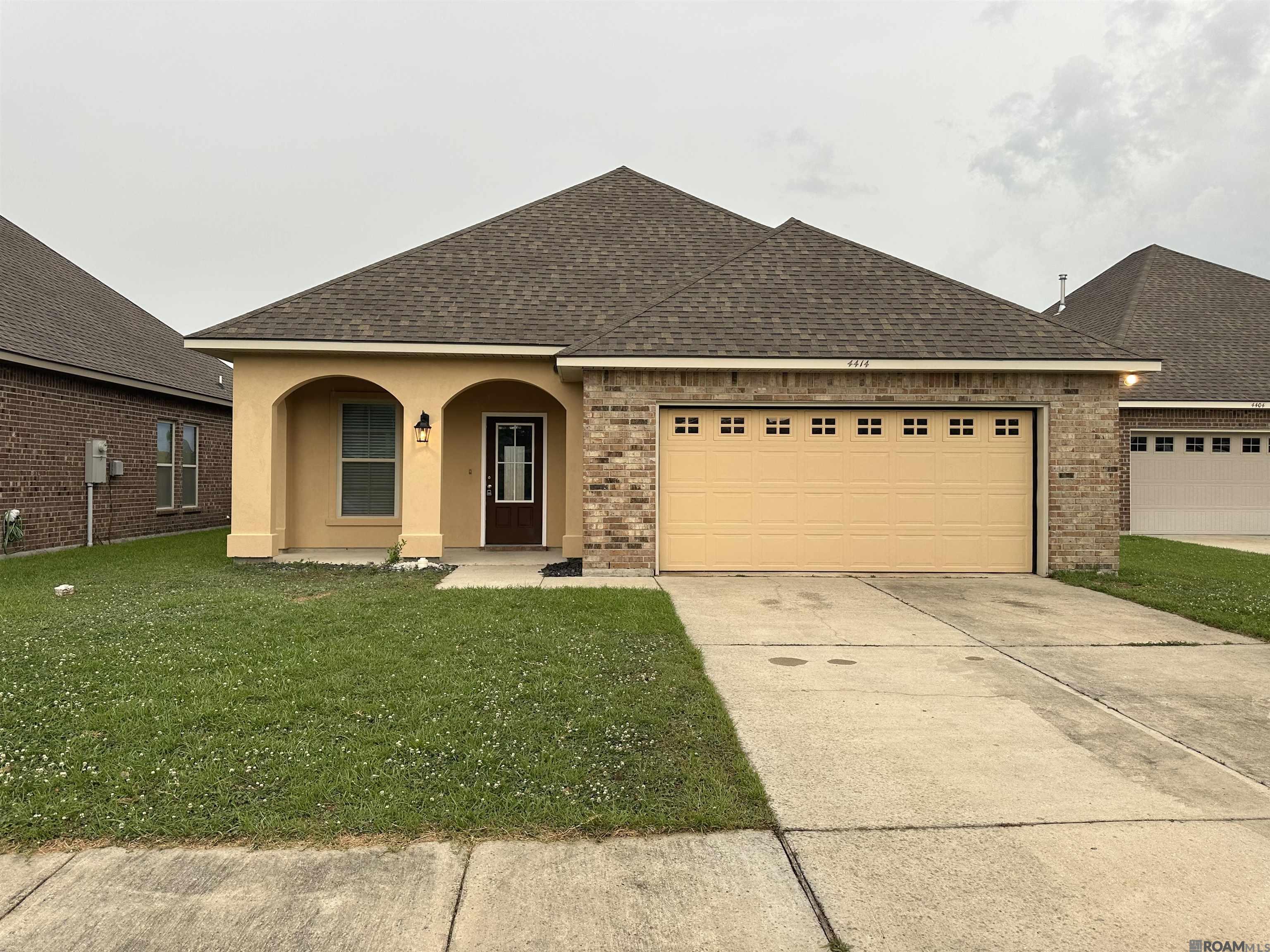 8849 Timber Dr, Denham Springs, LA, 70726