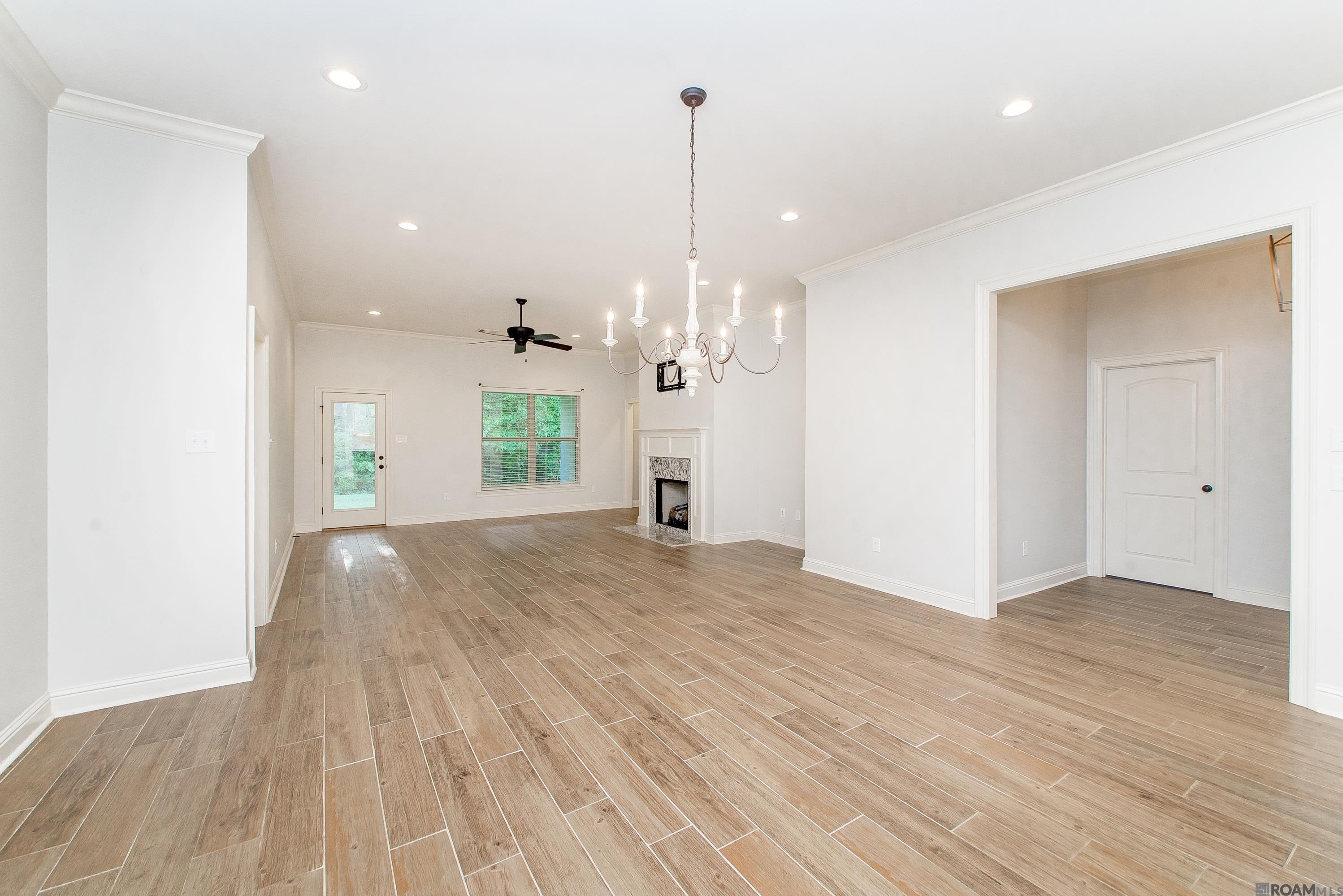 26811 Montbury Dr, Denham Springs, LA, 70726