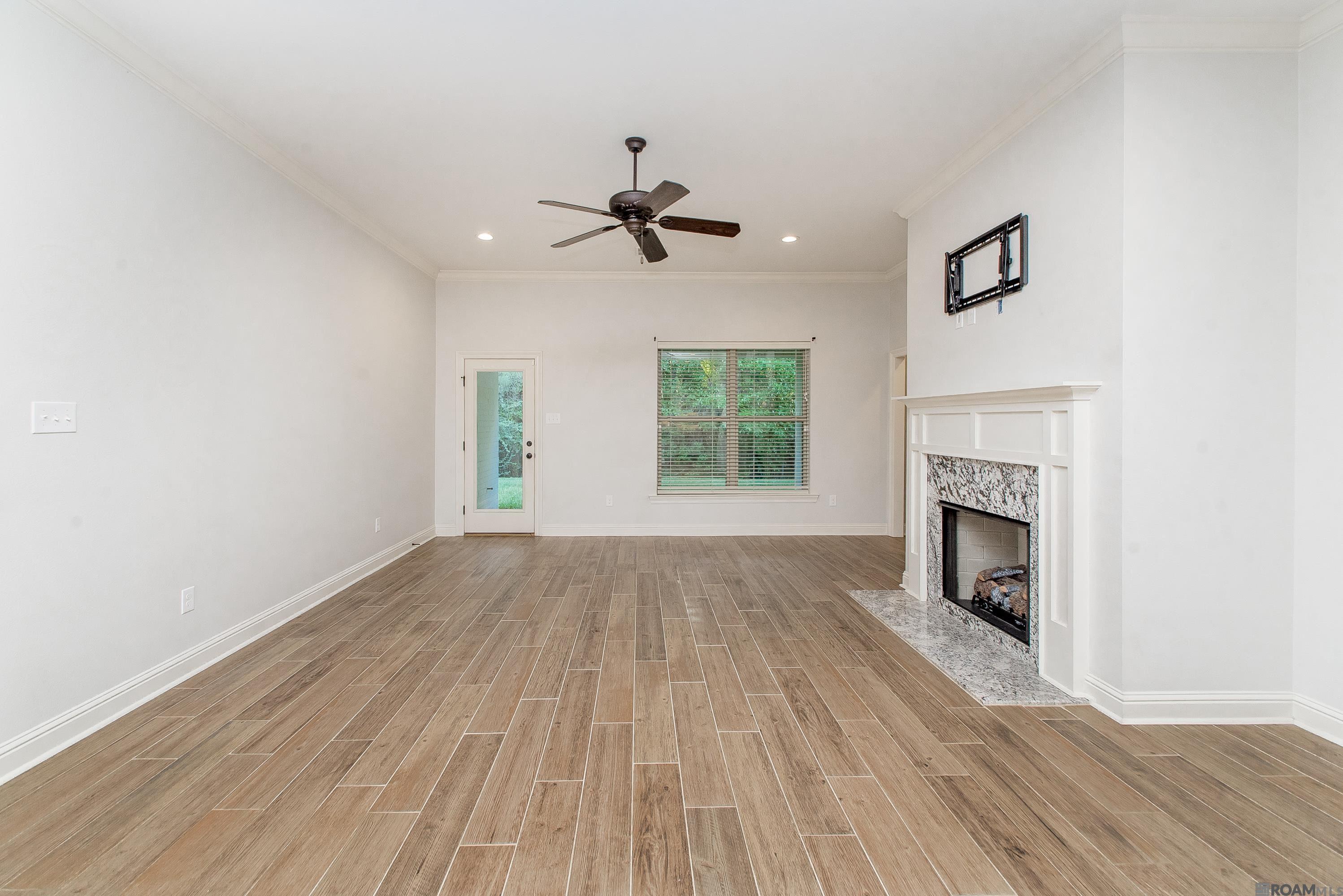 26811 Montbury Dr, Denham Springs, LA, 70726