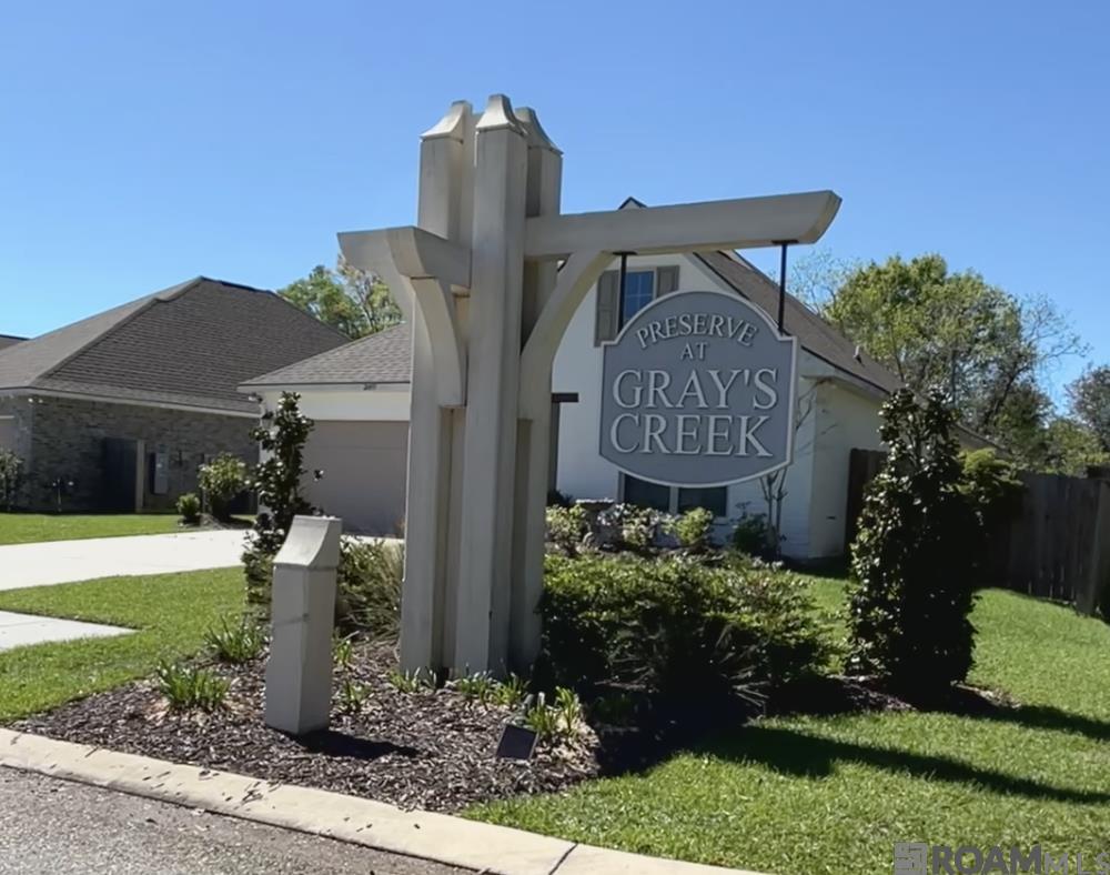 26811 Montbury Dr, Denham Springs, LA, 70726