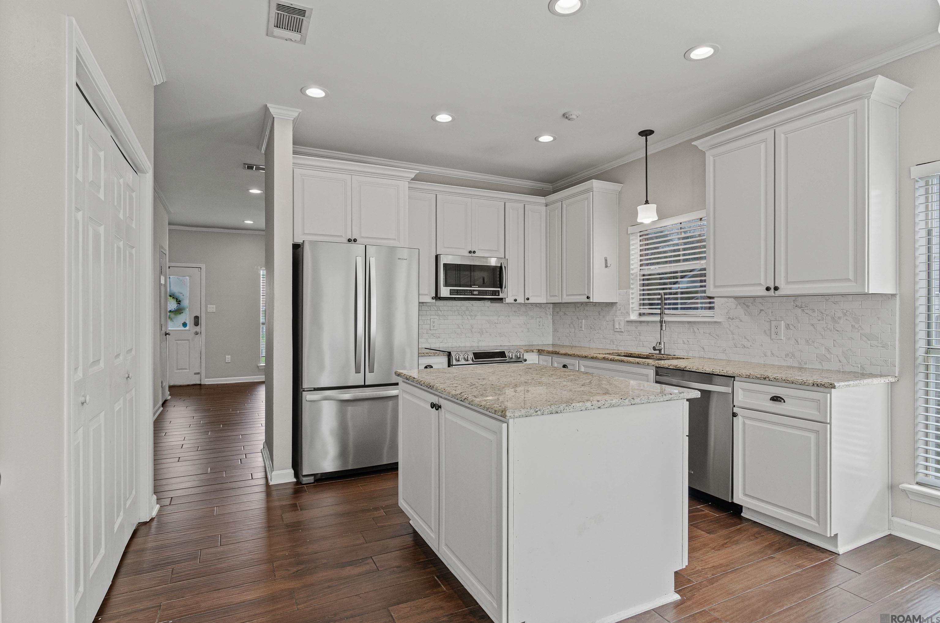 15022 Point Chenier Ave, Baton Rouge, LA, 70817