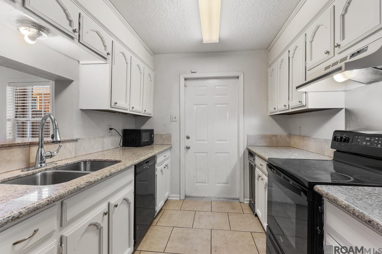 4624 Parkoaks Dr UNIT 11, Baton Rouge, LA, 70816