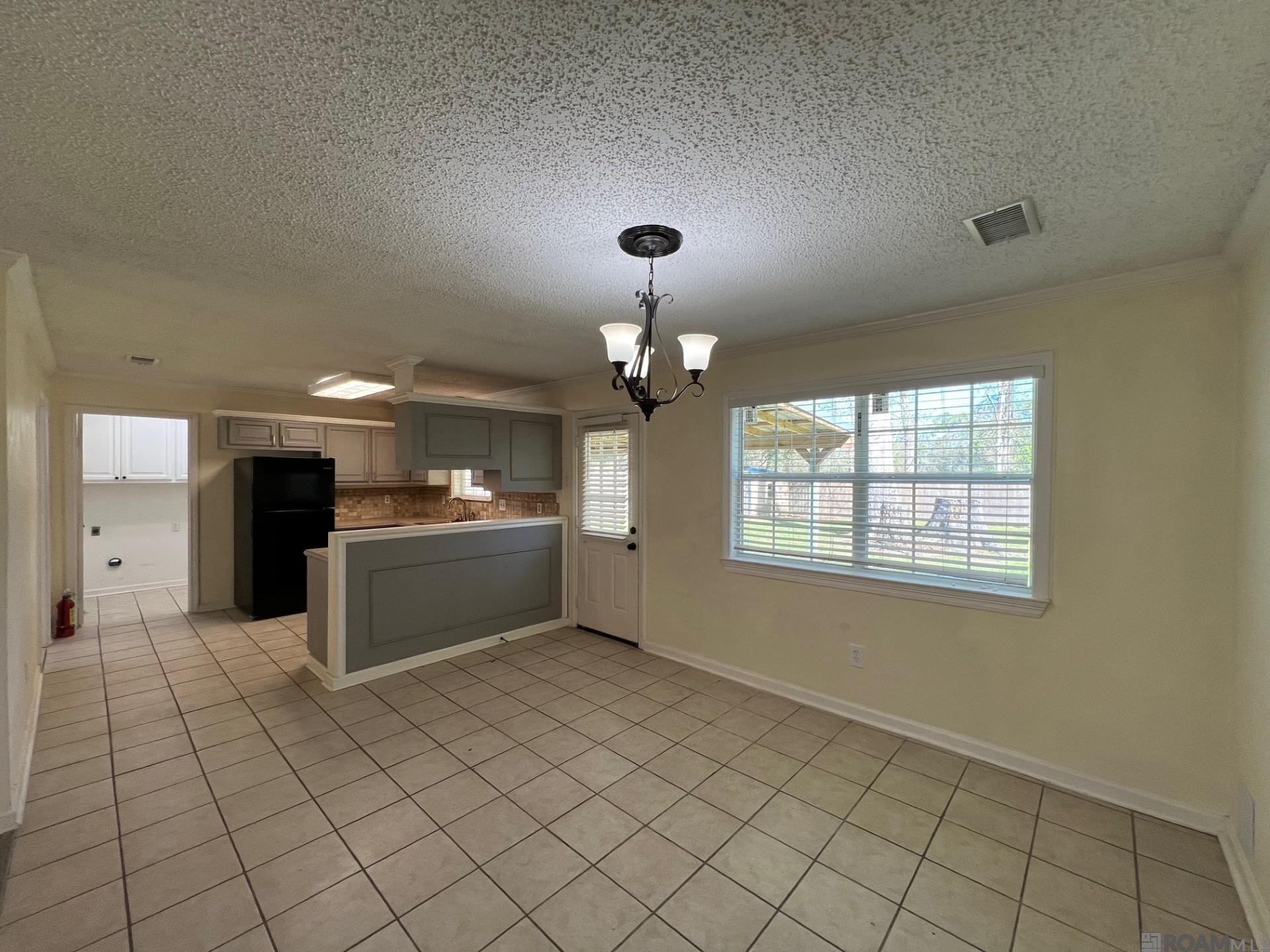 8849 Timber Dr, Denham Springs, LA, 70726