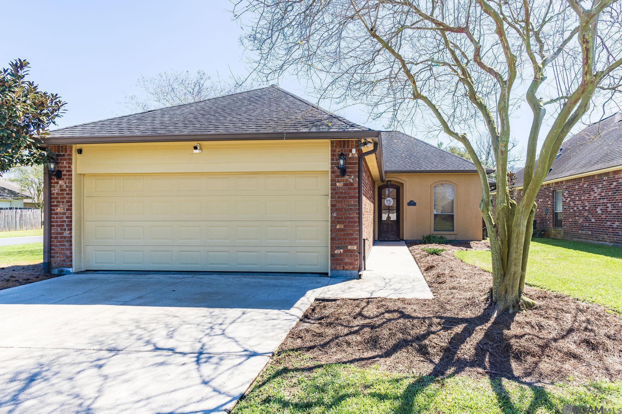 3101 Nicholson Lake Dr, Baton Rouge, LA, 70810