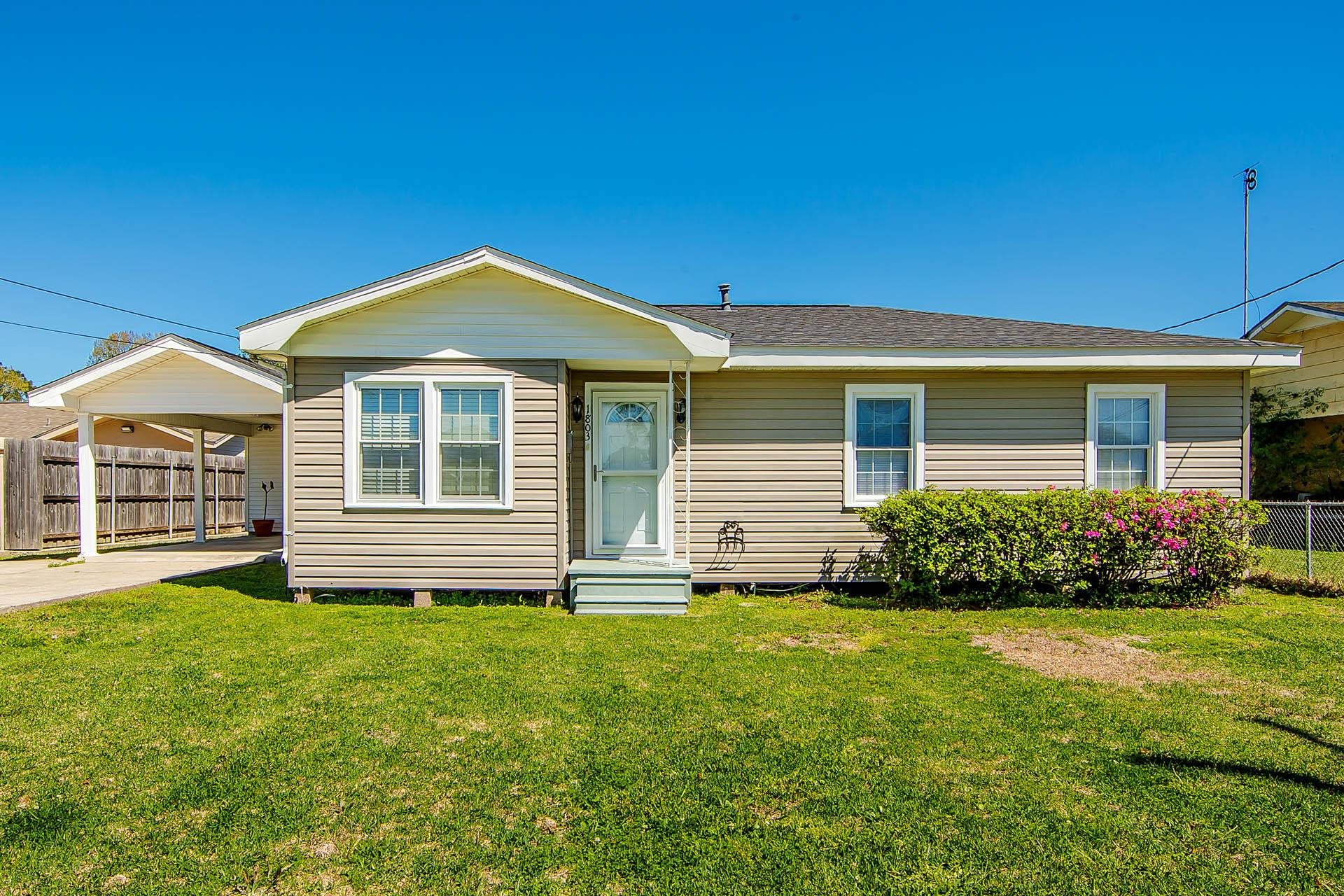 39054 Camp Dr, Prairieville, LA, 70769