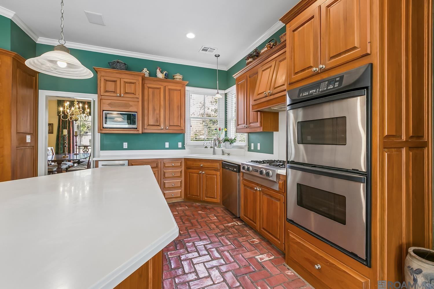 756 Myrtle View Dr, Baton Rouge, LA, 70810