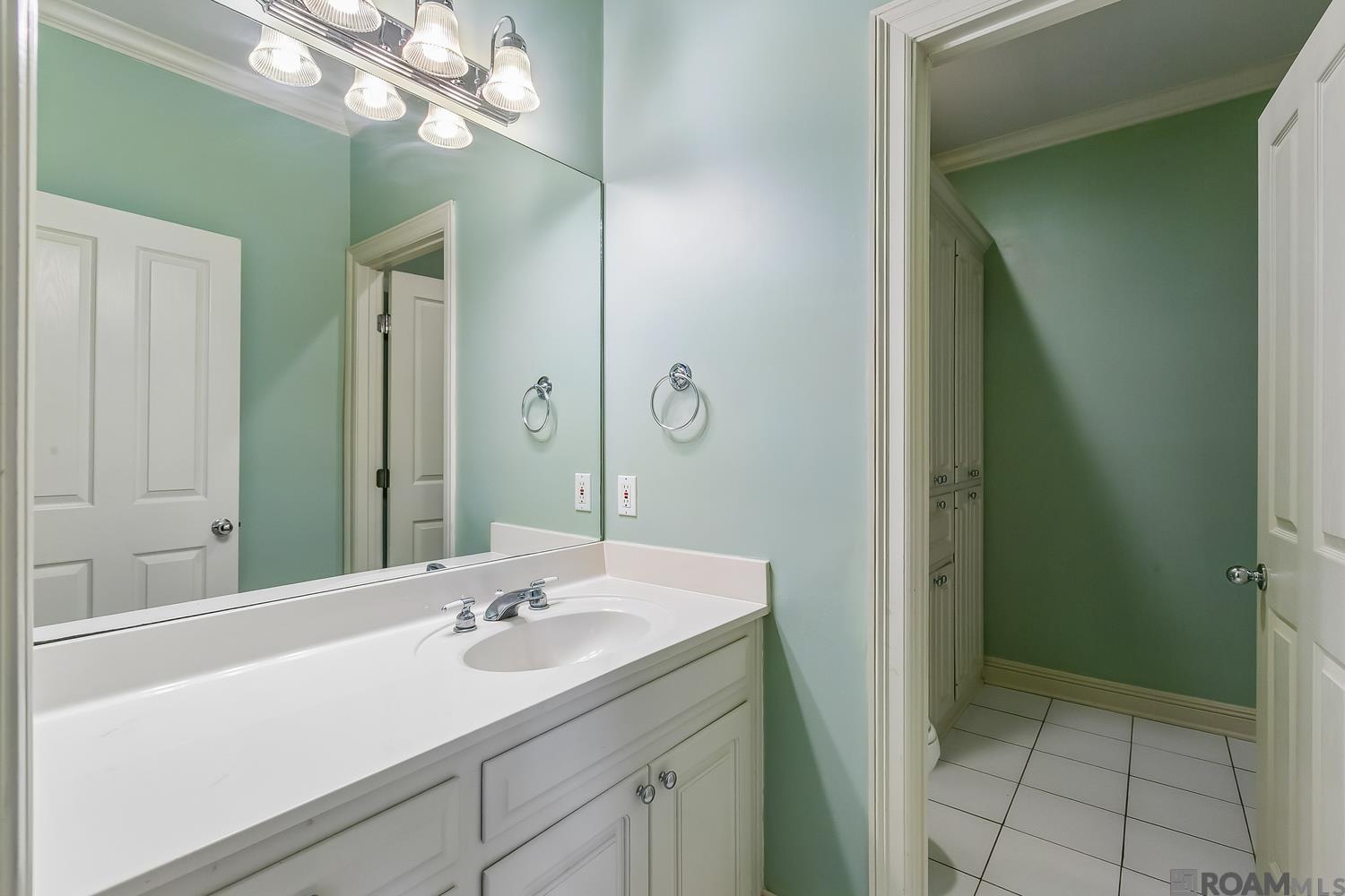 756 Myrtle View Dr, Baton Rouge, LA, 70810