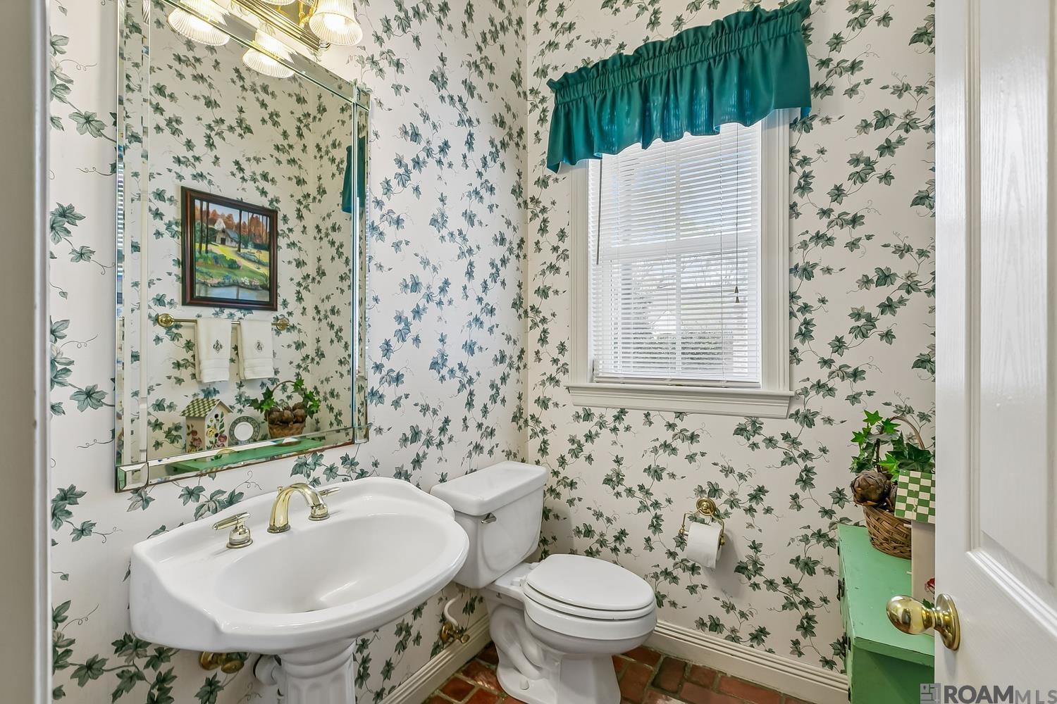 756 Myrtle View Dr, Baton Rouge, LA, 70810