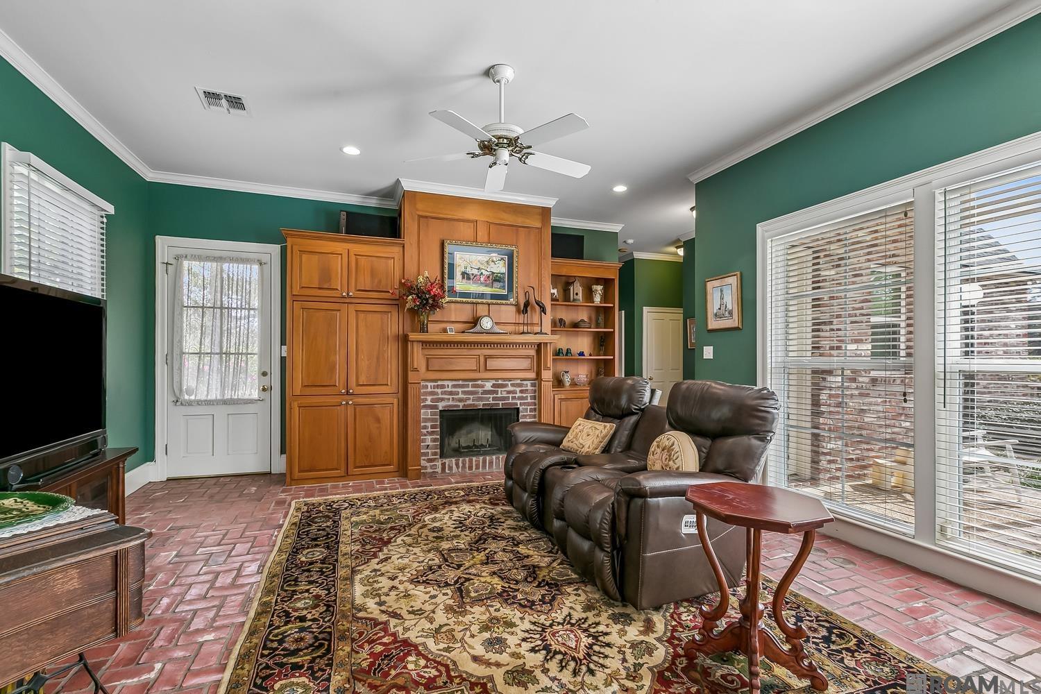 756 Myrtle View Dr, Baton Rouge, LA, 70810