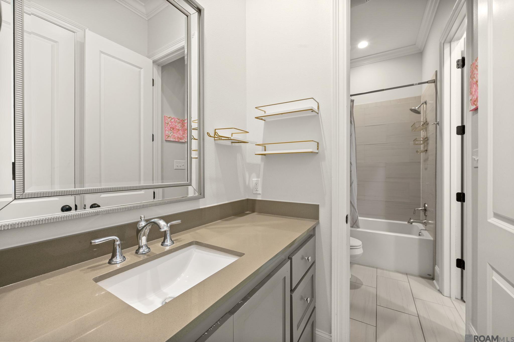 40246 Dove Estates Ct, Gonzales, LA, 70737