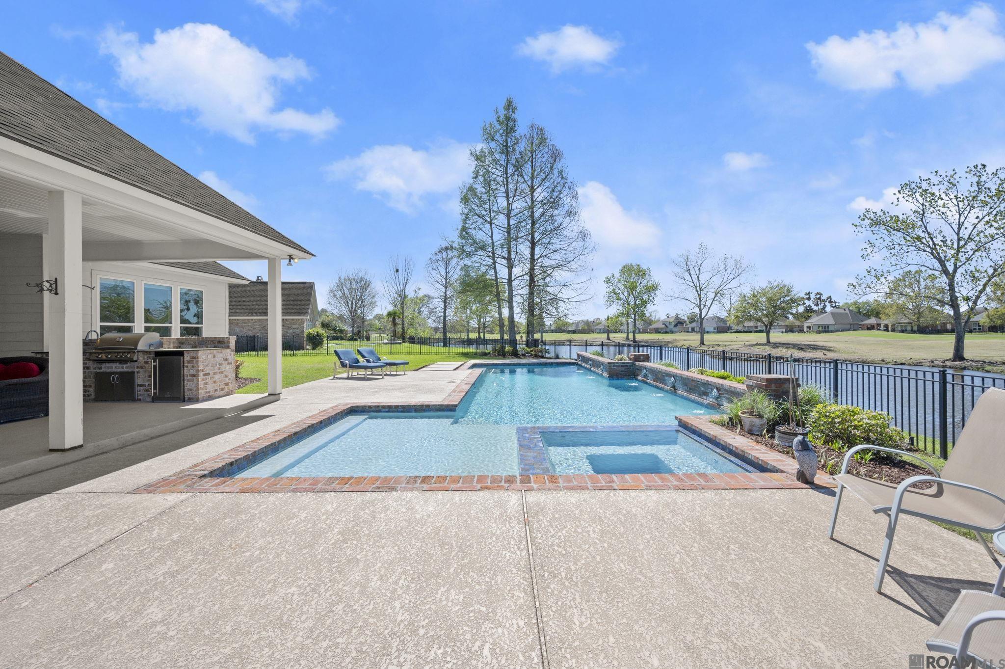 40246 Dove Estates Ct, Gonzales, LA, 70737