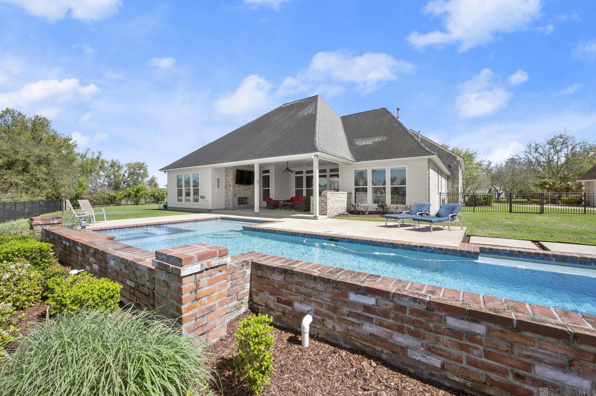 40246 Dove Estates Ct, Gonzales, LA, 70737