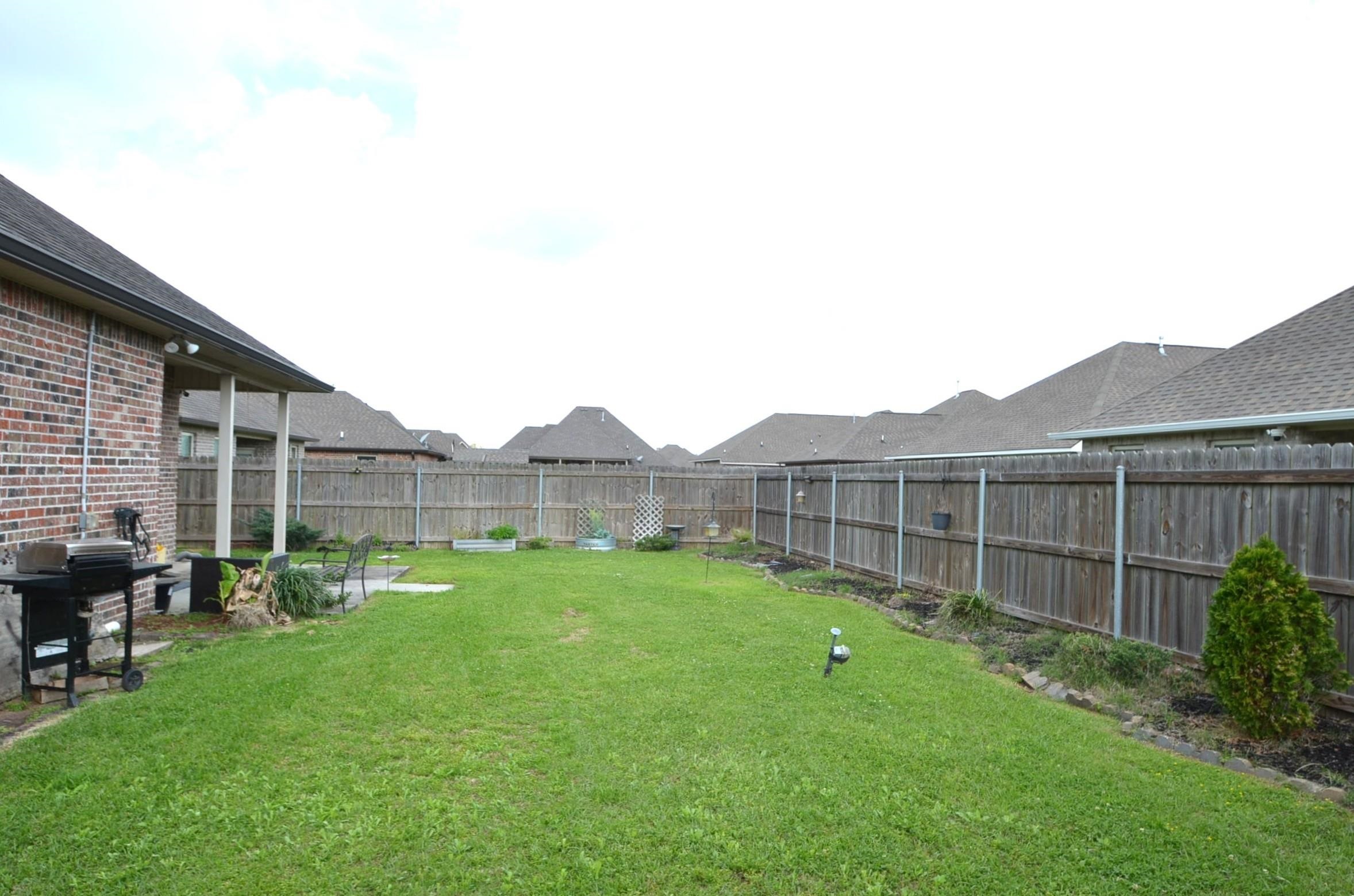 125 Red Maple Dr, Gray, LA, 70359