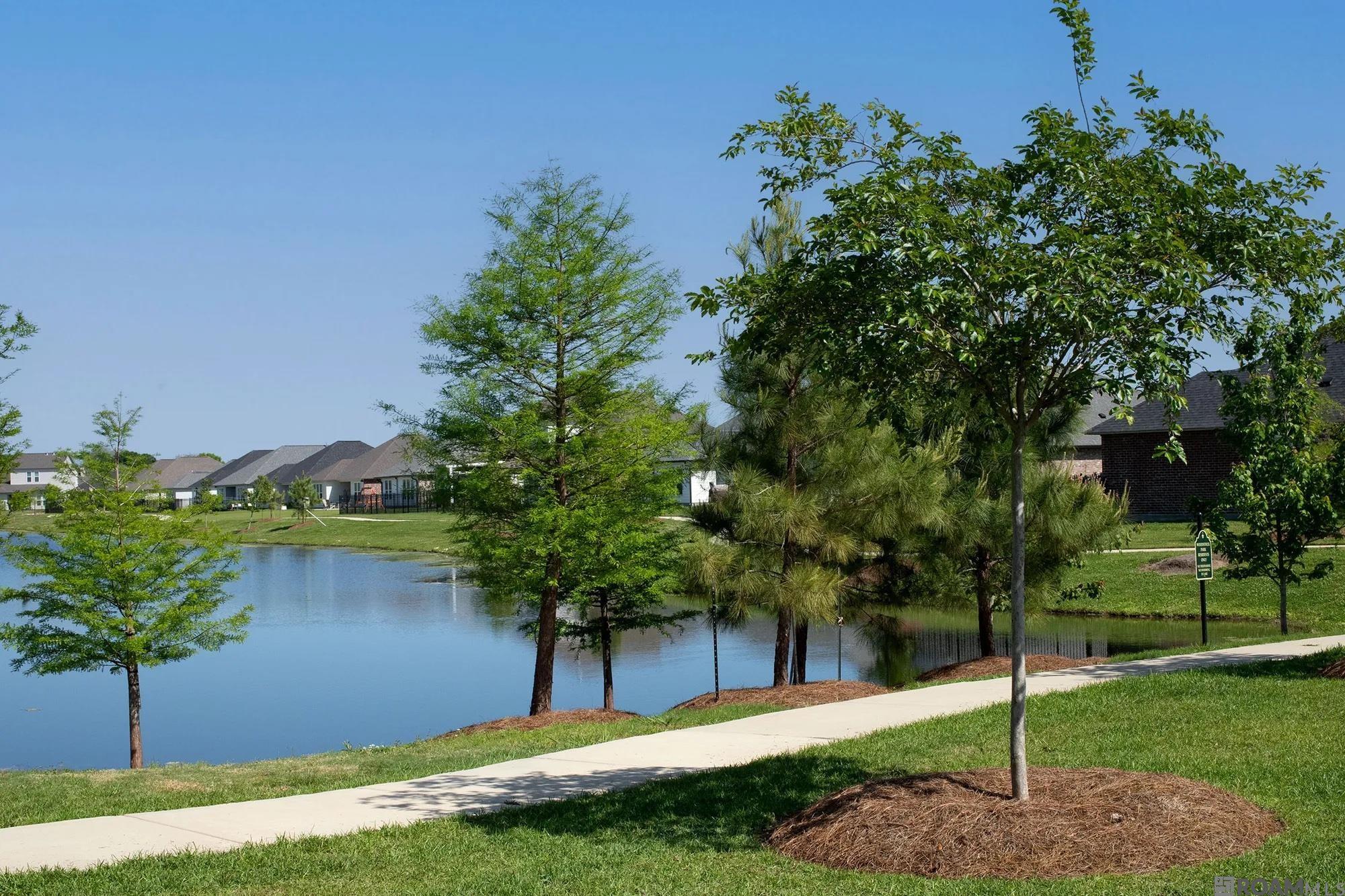 3052 Creekmere Ln, Saint George, LA, 70810