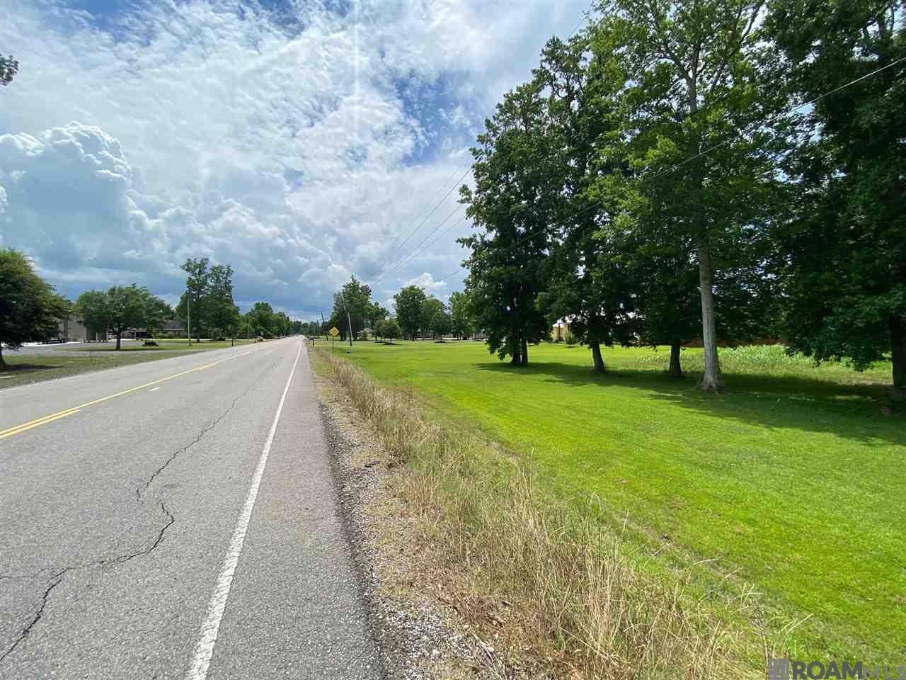 11364 Rosedale Rd, Port Allen, LA, 70767