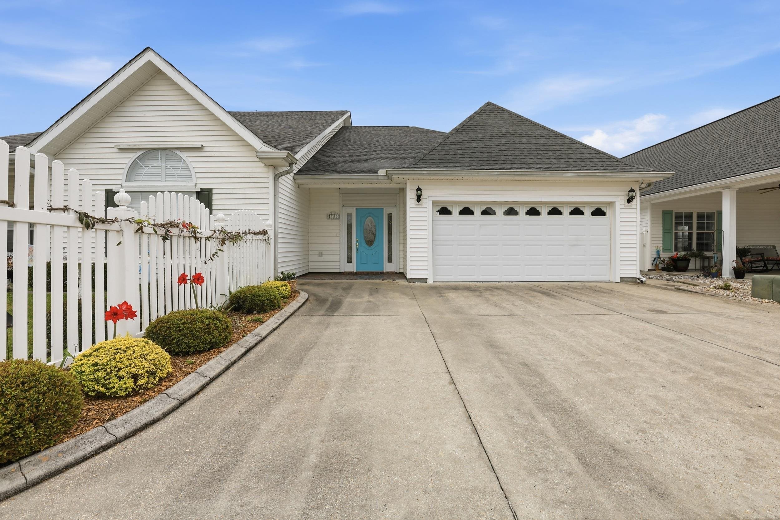 110 Magnolia Courtyard, Houma, LA, 70364