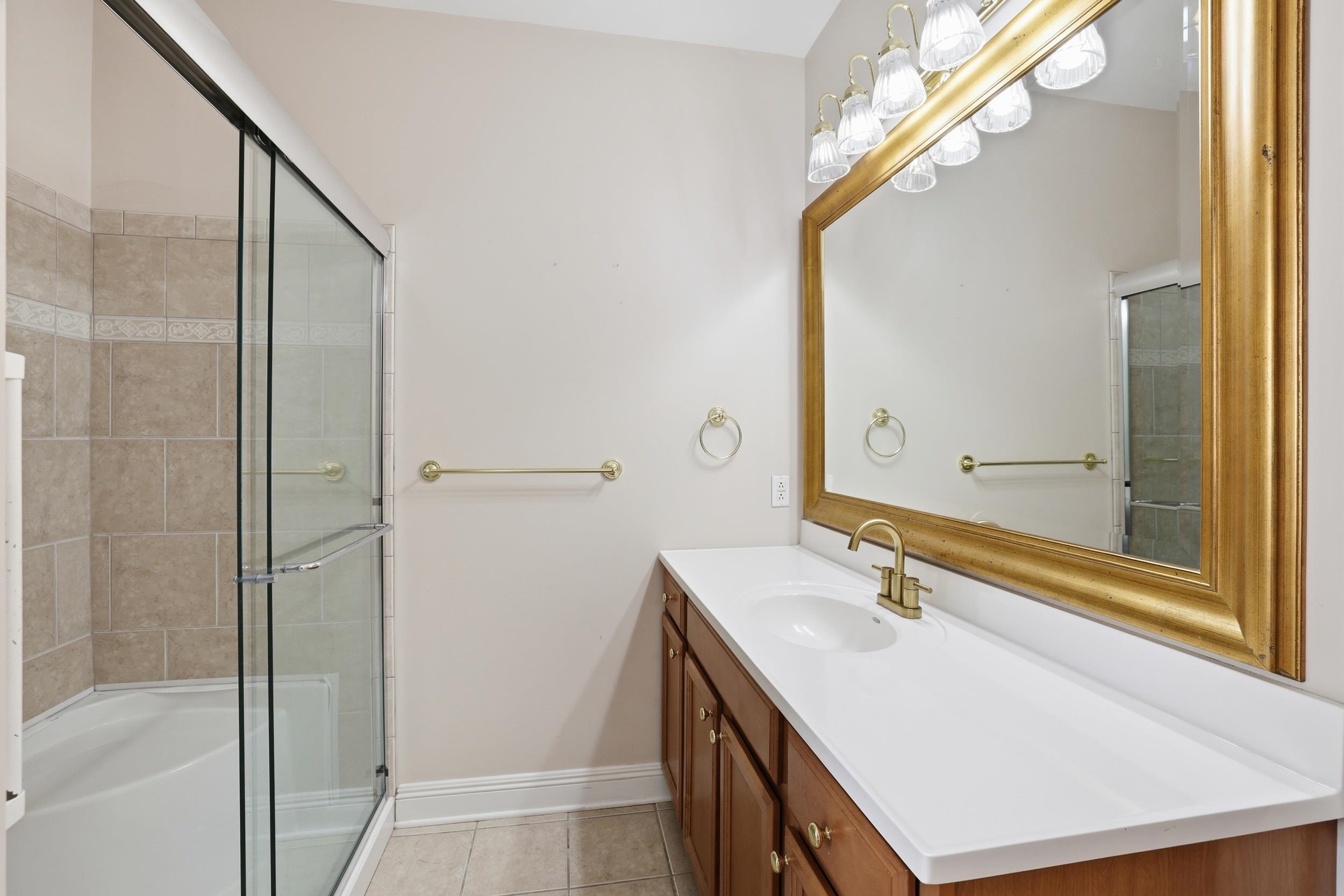 110 Magnolia Courtyard, Houma, LA, 70364