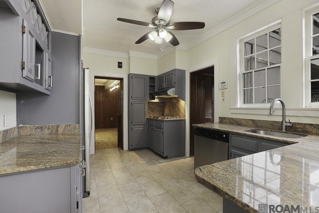 1233 Perkins Rd, Baton Rouge, LA, 70806