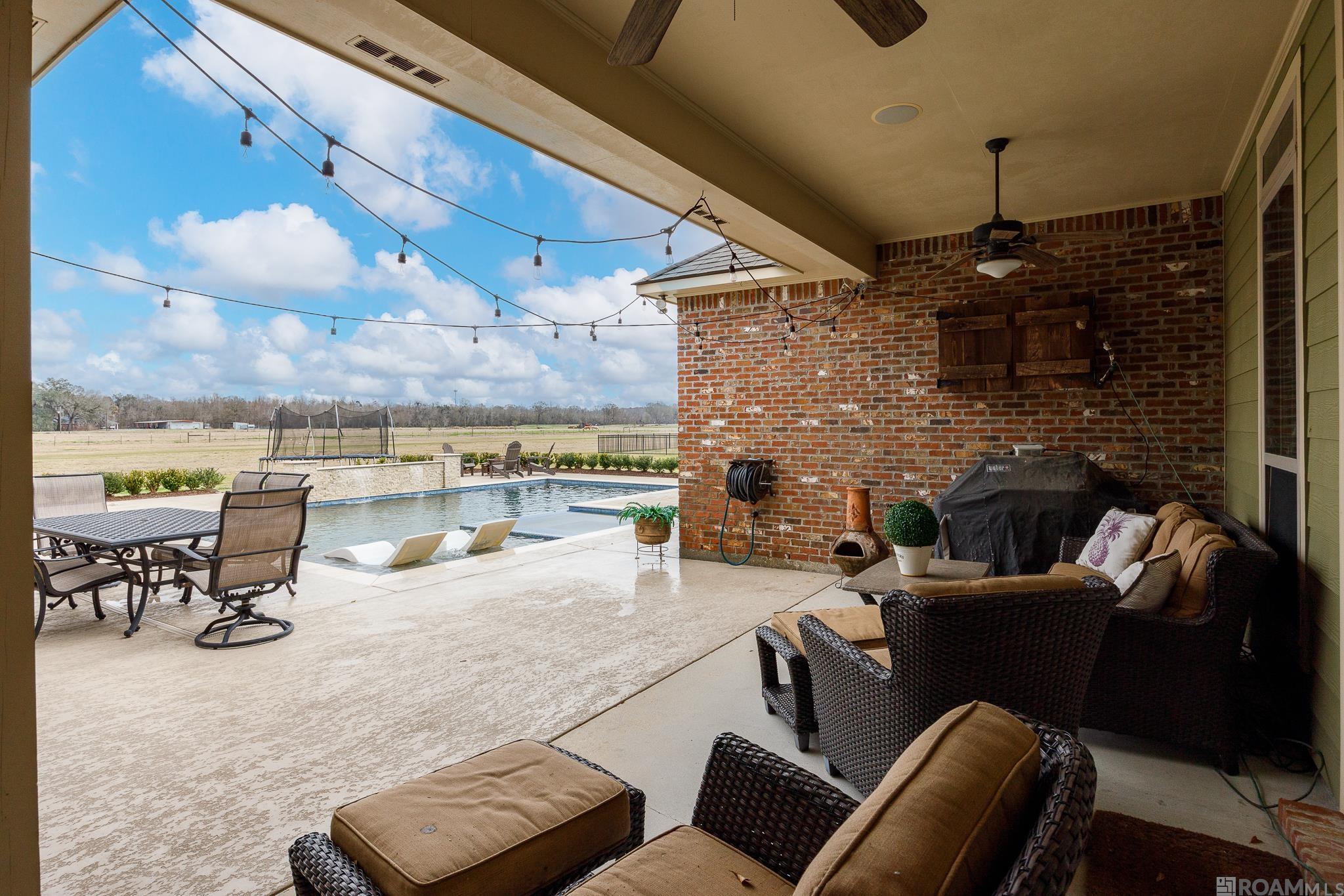 10562 Cessna St, Gonzales, LA, 70737