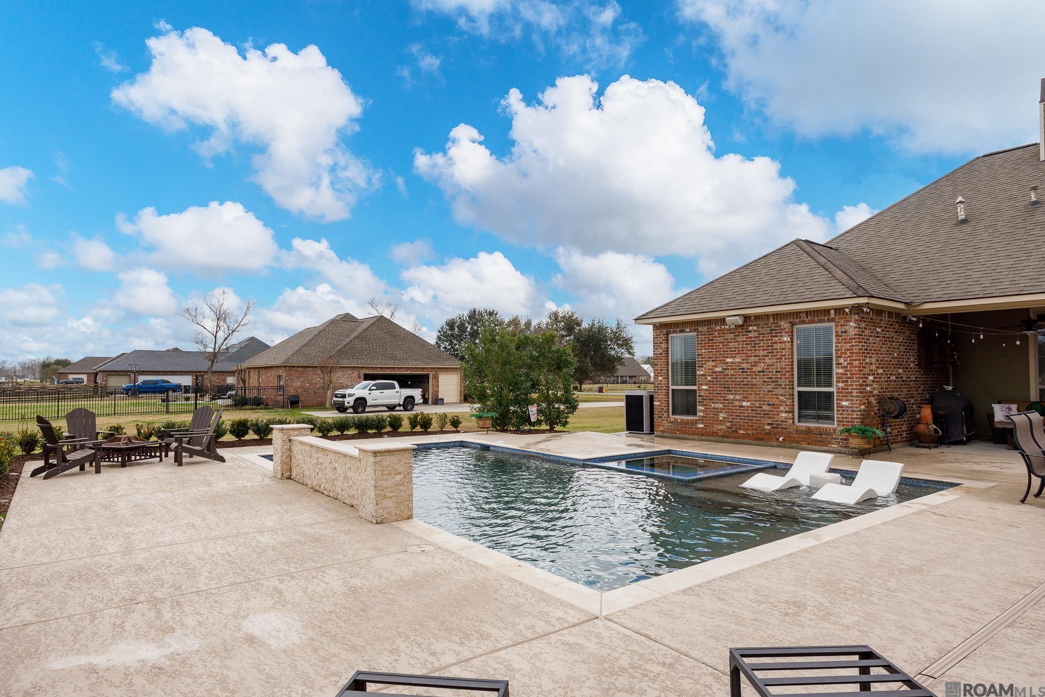 10562 Cessna St, Gonzales, LA, 70737