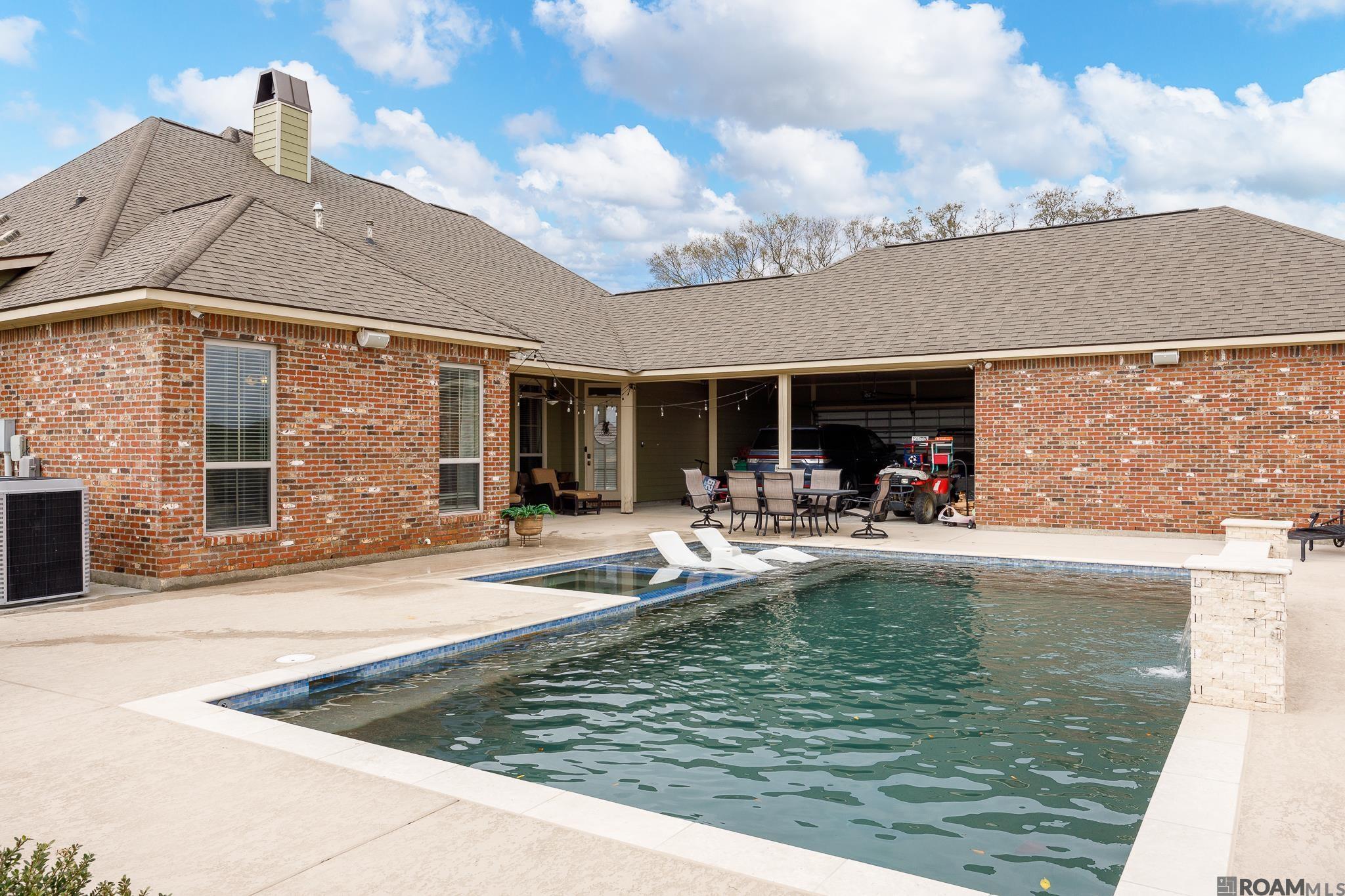 10562 Cessna St, Gonzales, LA, 70737