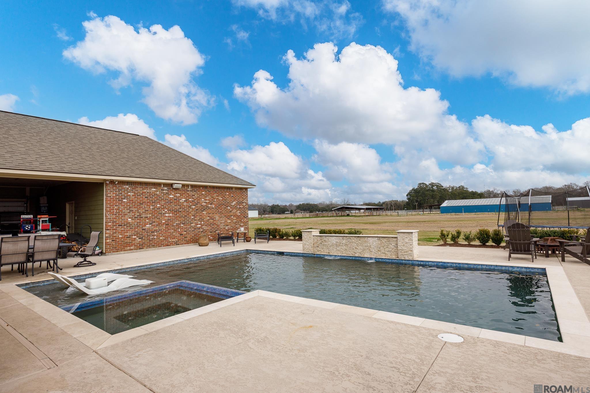 10562 Cessna St, Gonzales, LA, 70737