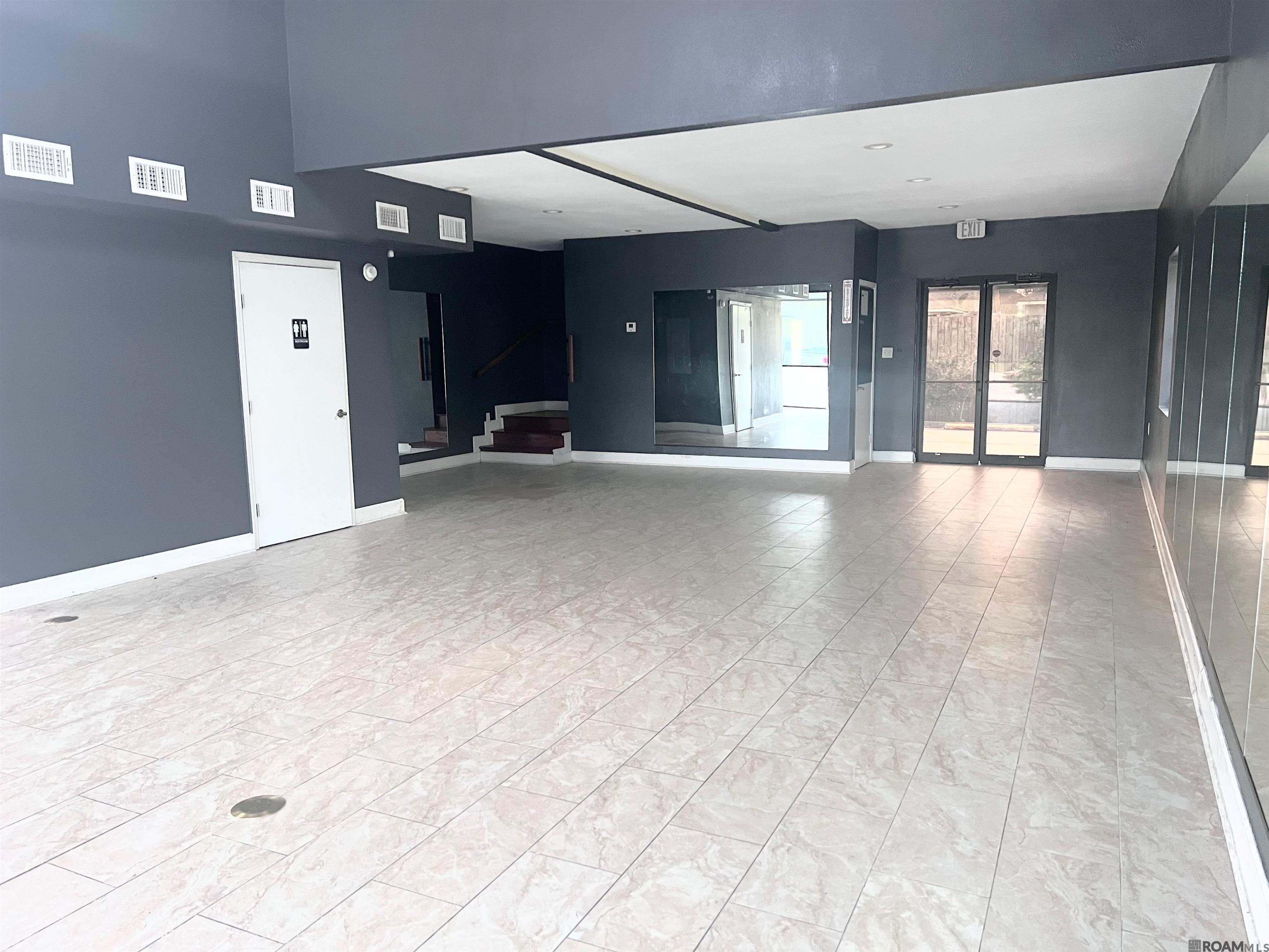 1220 Oneal Ln, Baton Rouge, LA, 70816