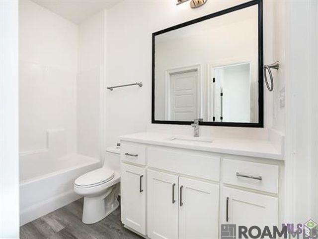 2001 Red Stick Dr, Baton Rouge, LA, 70815