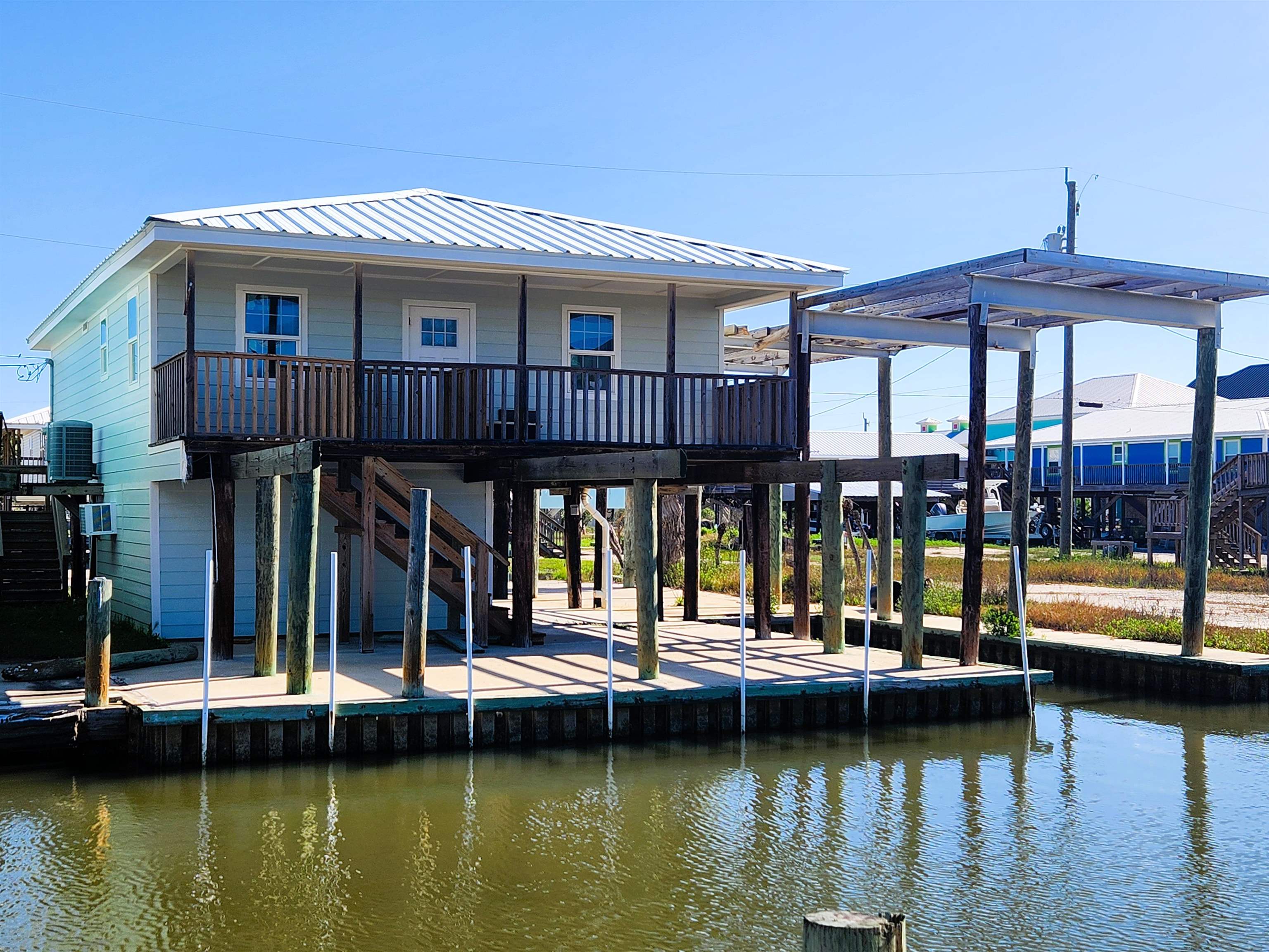 137 Memory Ln, Grand Isle, LA, 70358
