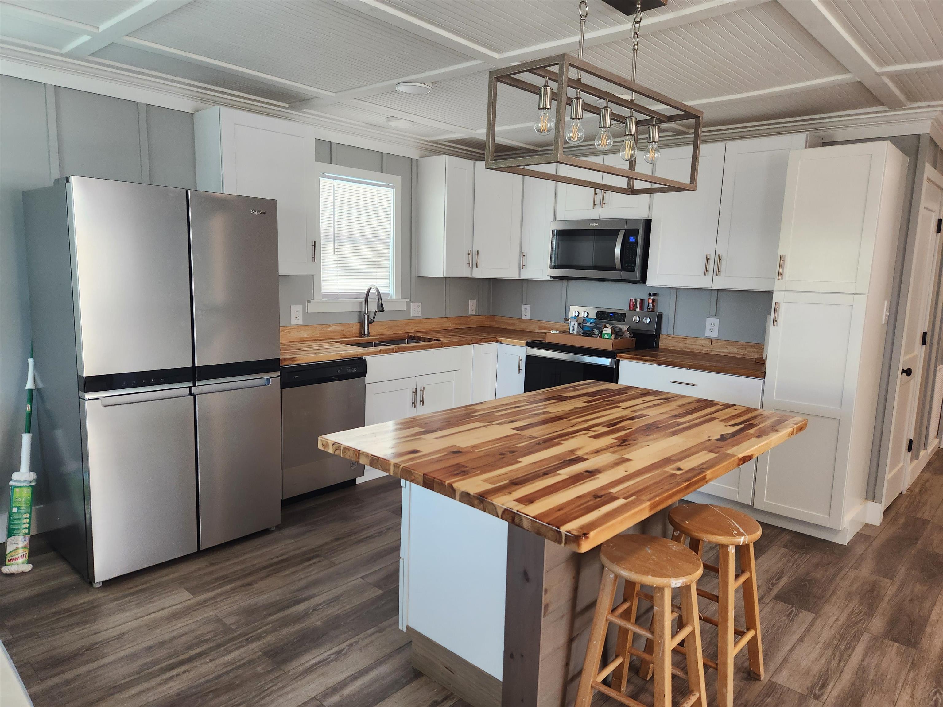 137 Memory Ln, Grand Isle, LA, 70358