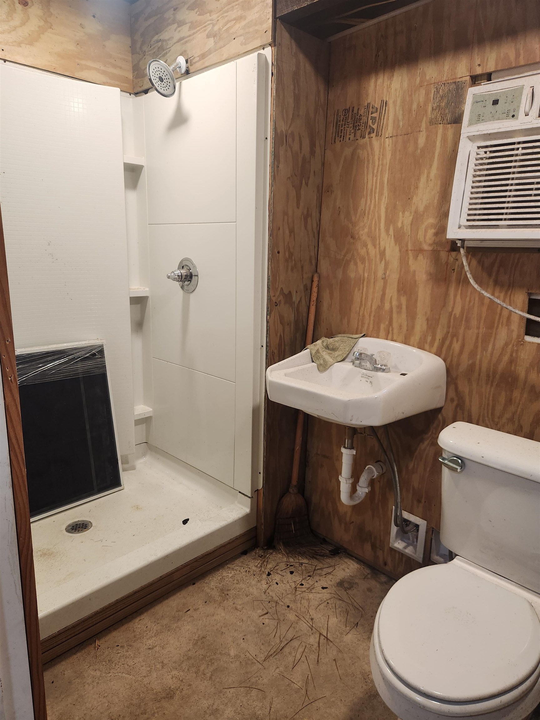 137 Memory Ln, Grand Isle, LA, 70358