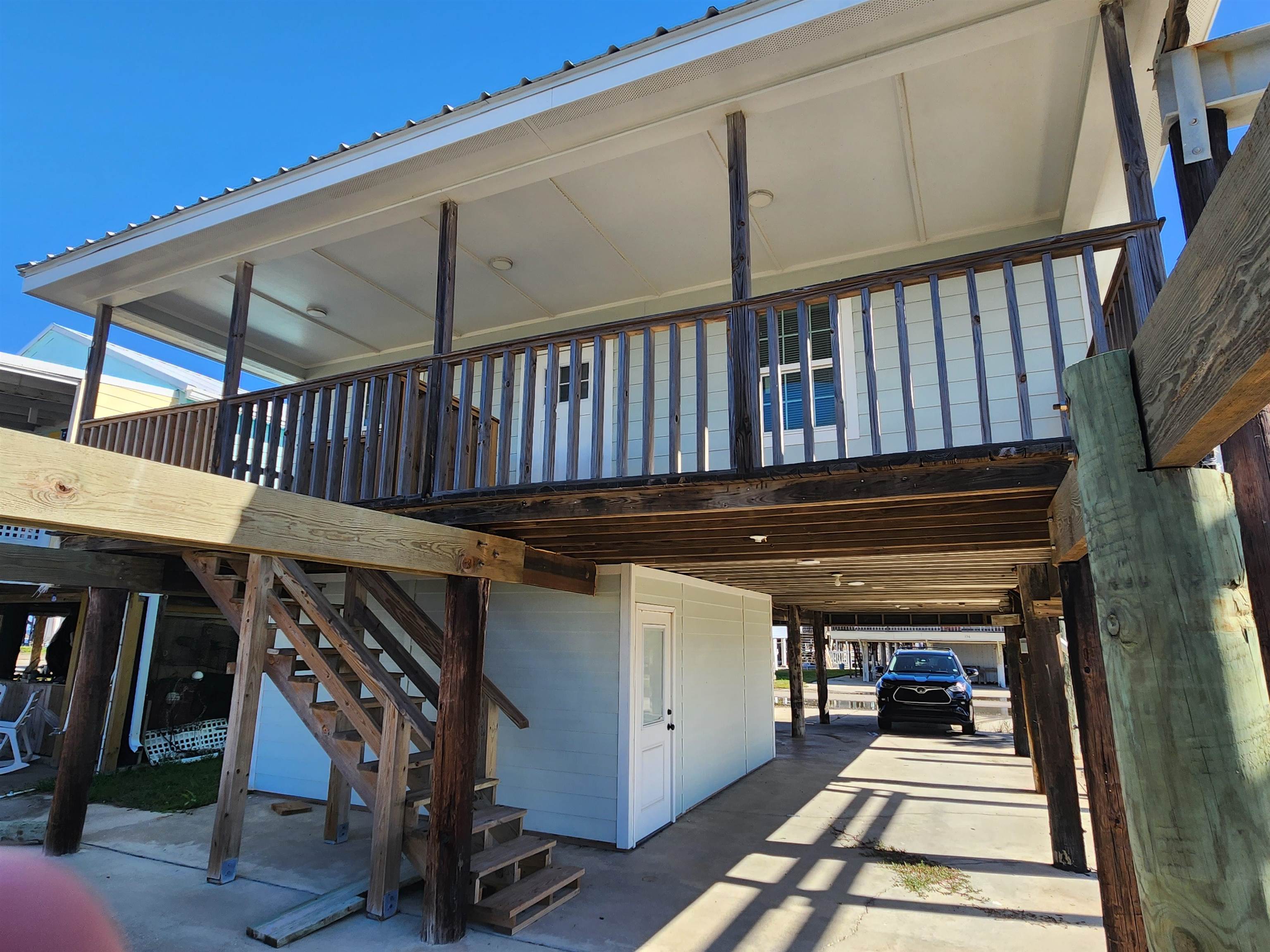 137 Memory Ln, Grand Isle, LA, 70358