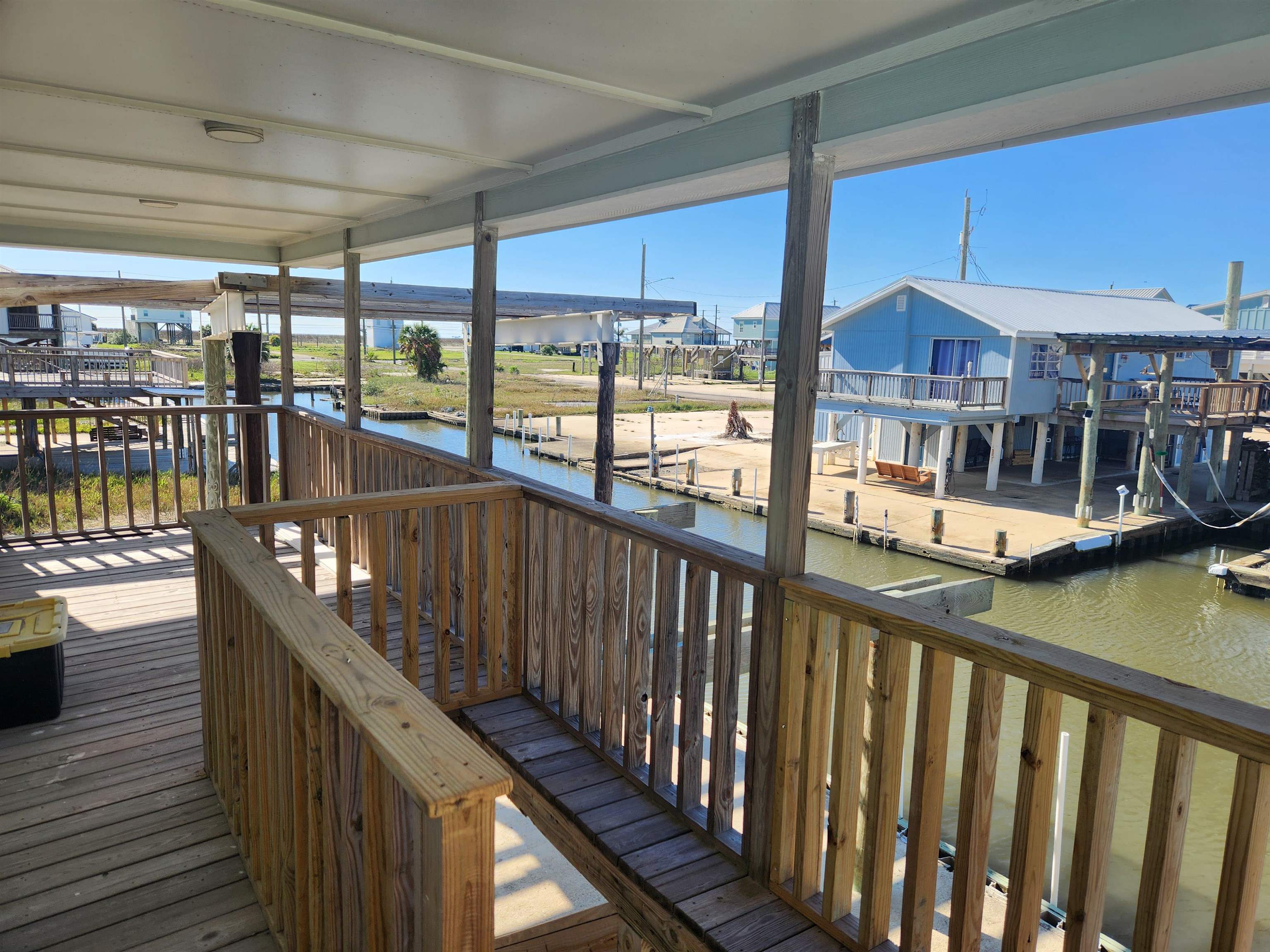 137 Memory Ln, Grand Isle, LA, 70358