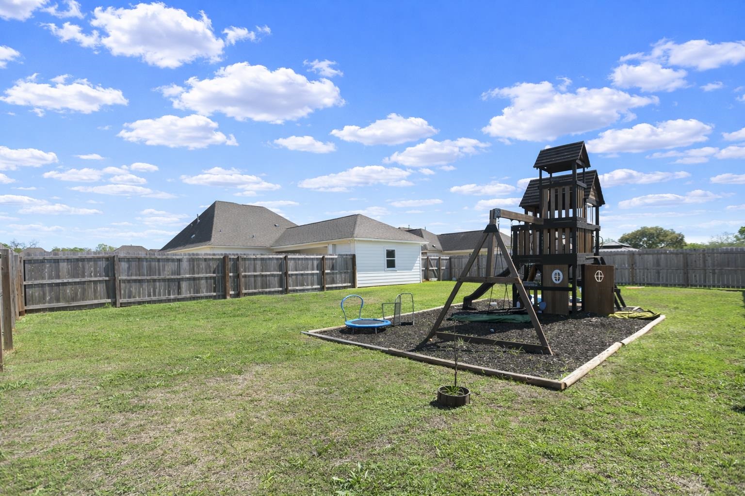 114 Carondelet Ct, Thibodaux, LA, 70301