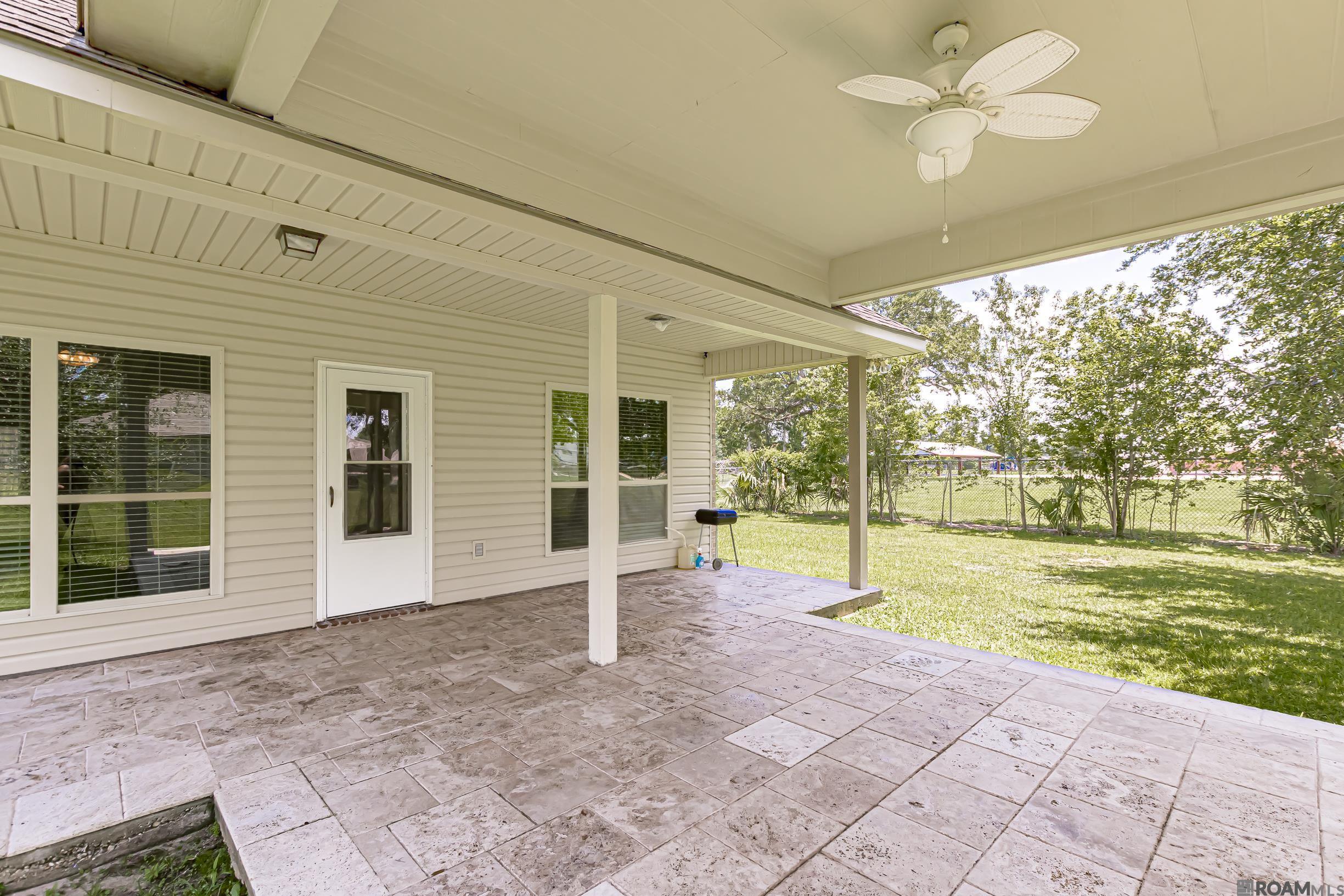 1521 S Sanctuary Ave, Gonzales, LA, 70737