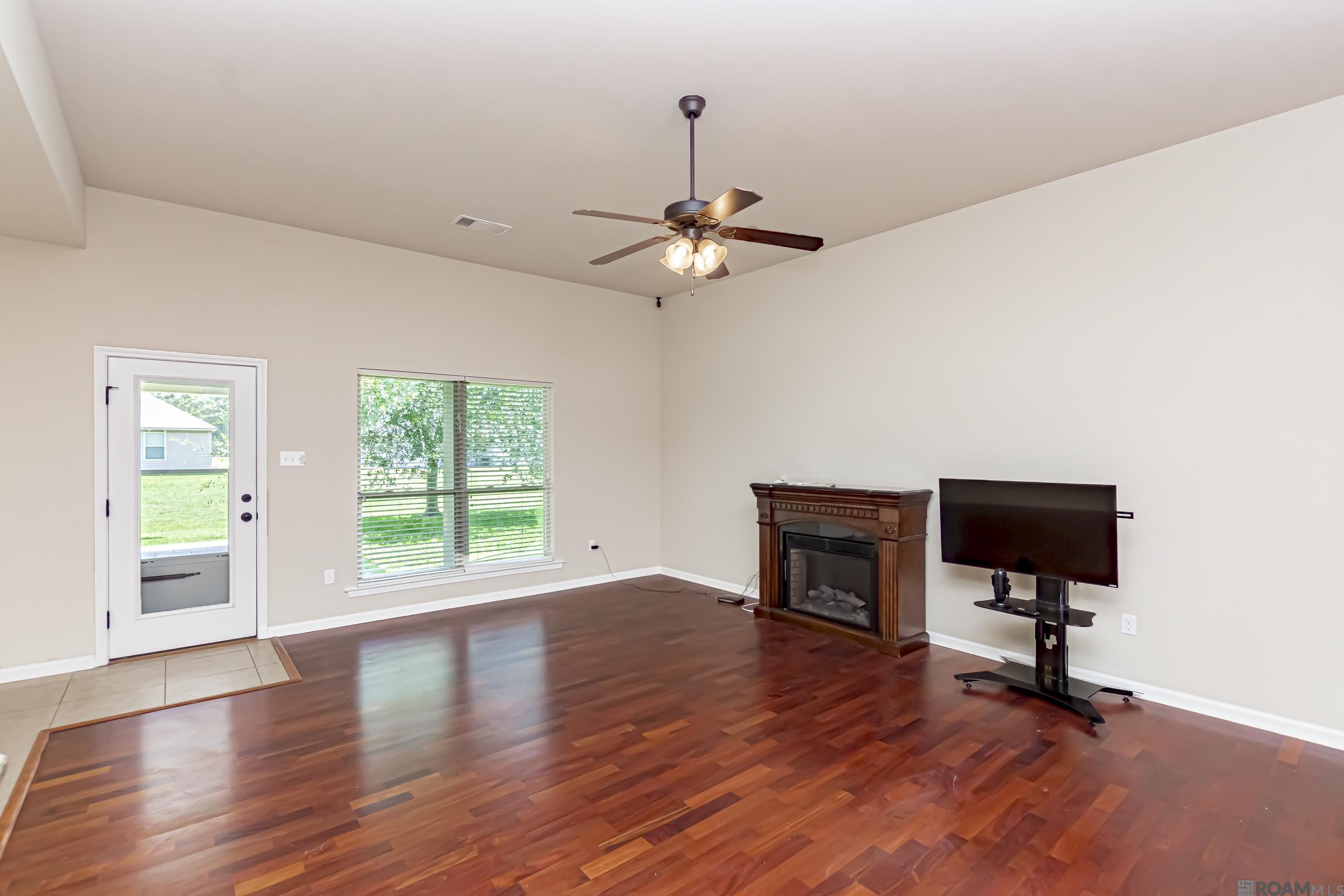 1521 S Sanctuary Ave, Gonzales, LA, 70737