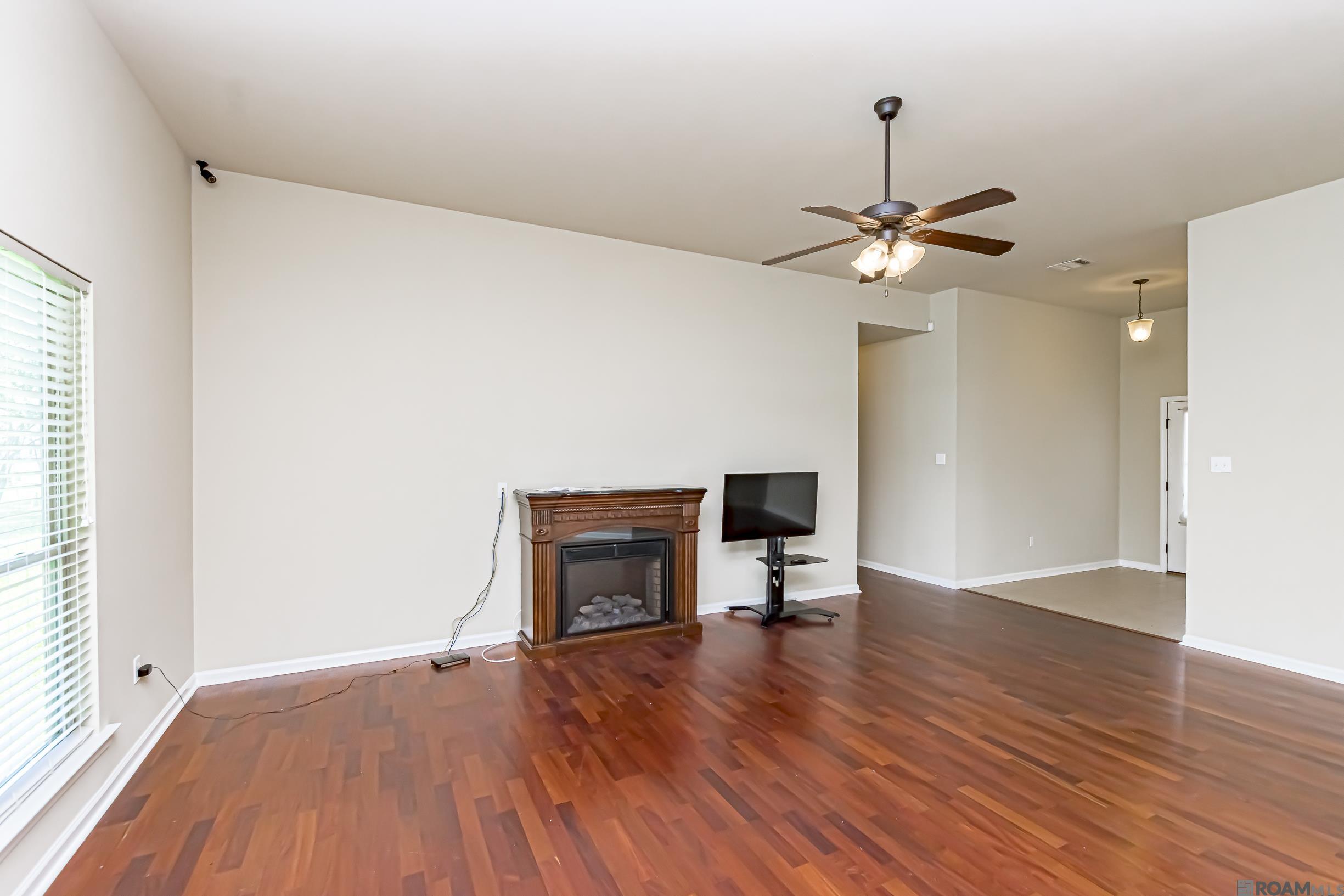 1521 S Sanctuary Ave, Gonzales, LA, 70737