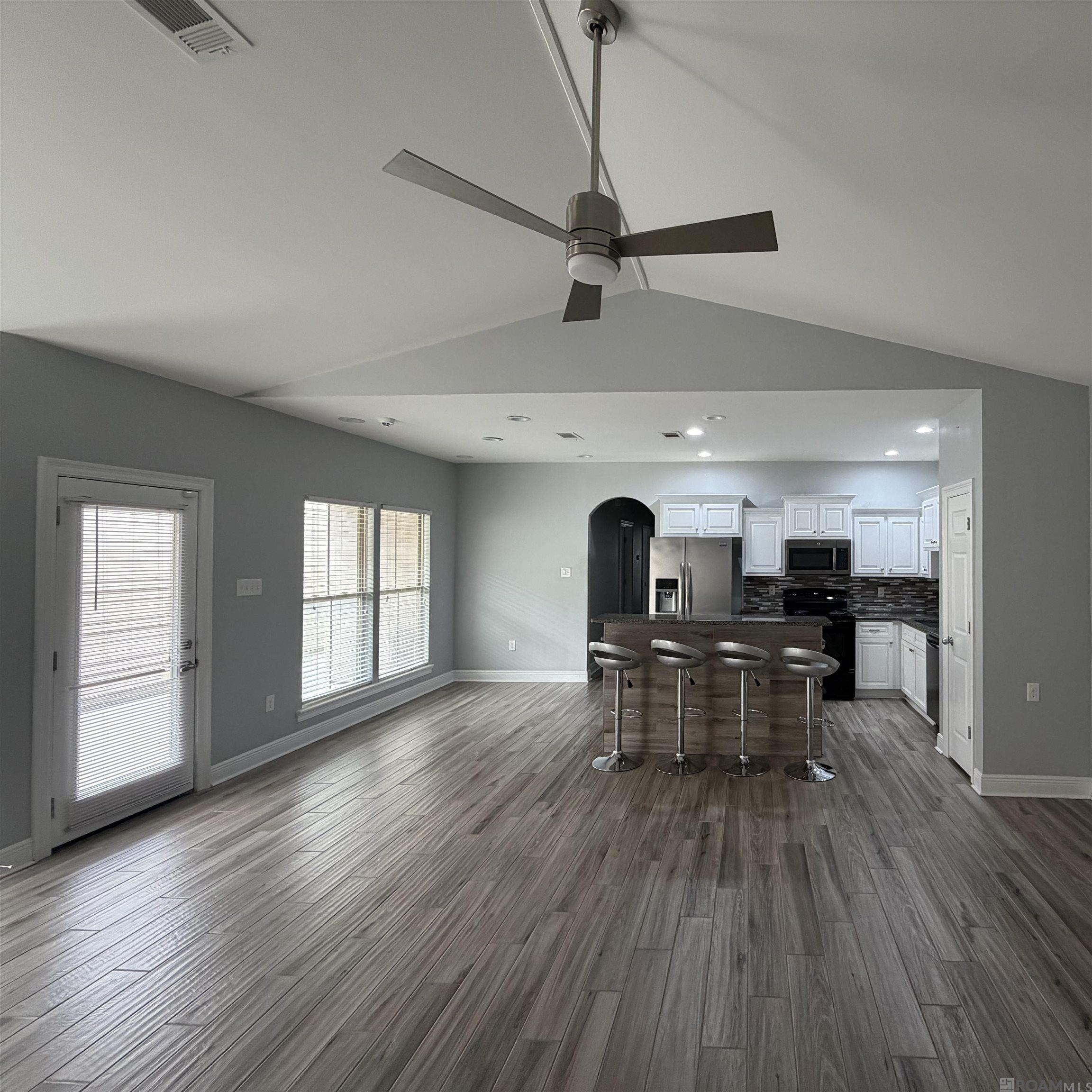 1046 Sedona Pines Dr, Baton Rouge, LA, 70816