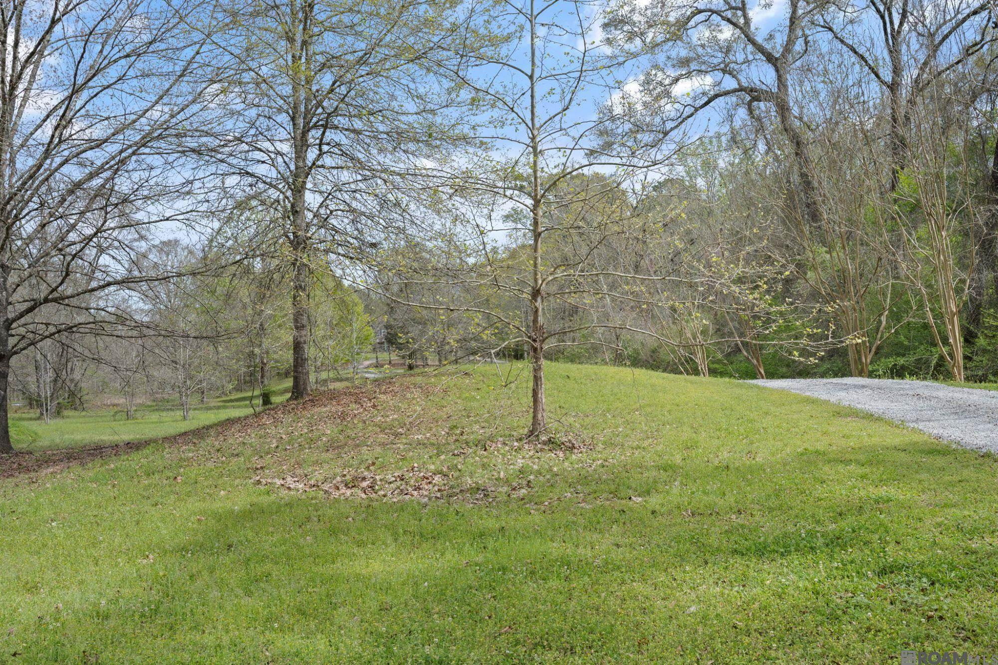 7596 Tunica Trace, St Francisville, LA, 70775