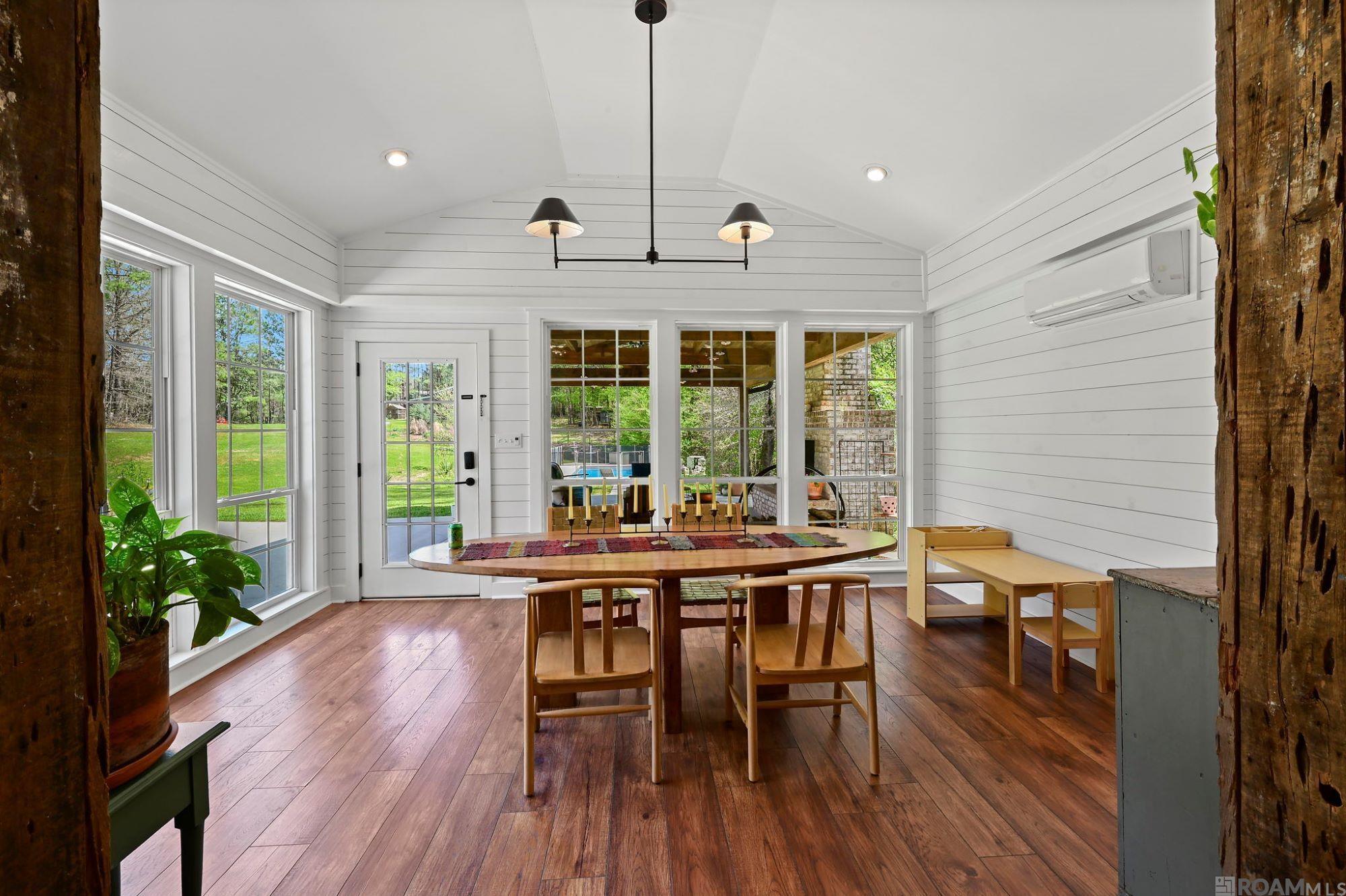 7596 Tunica Trace, St Francisville, LA, 70775