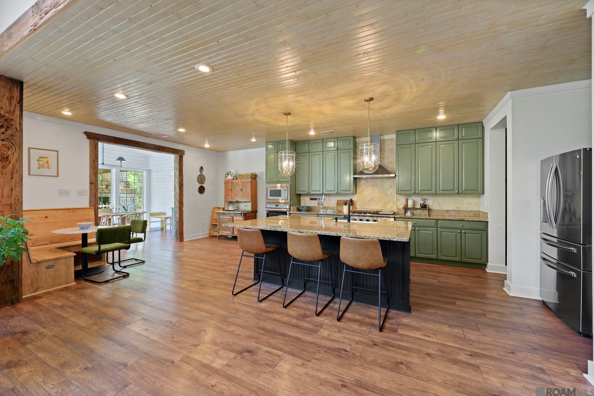 7596 Tunica Trace, St Francisville, LA, 70775