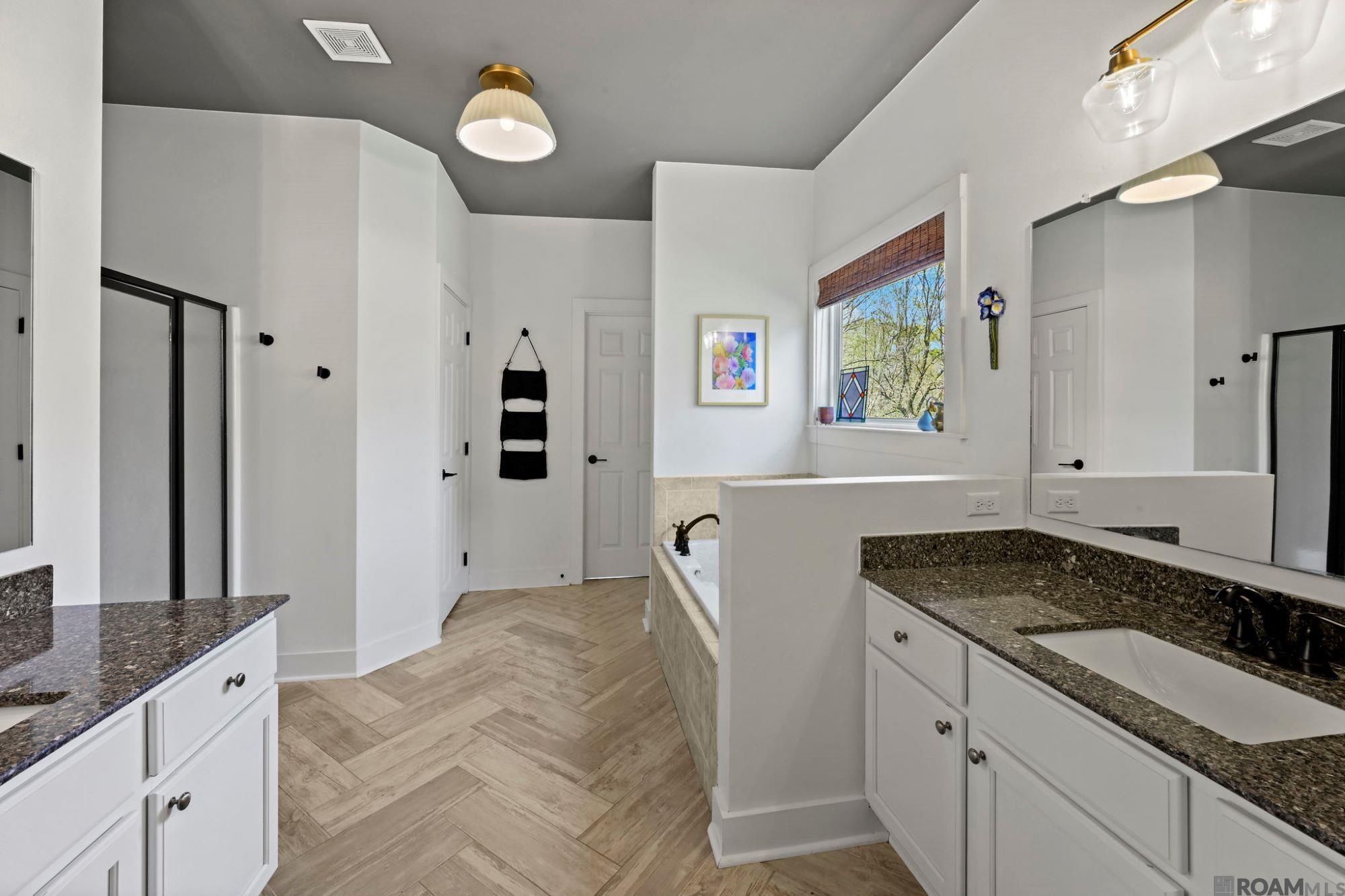 7596 Tunica Trace, St Francisville, LA, 70775