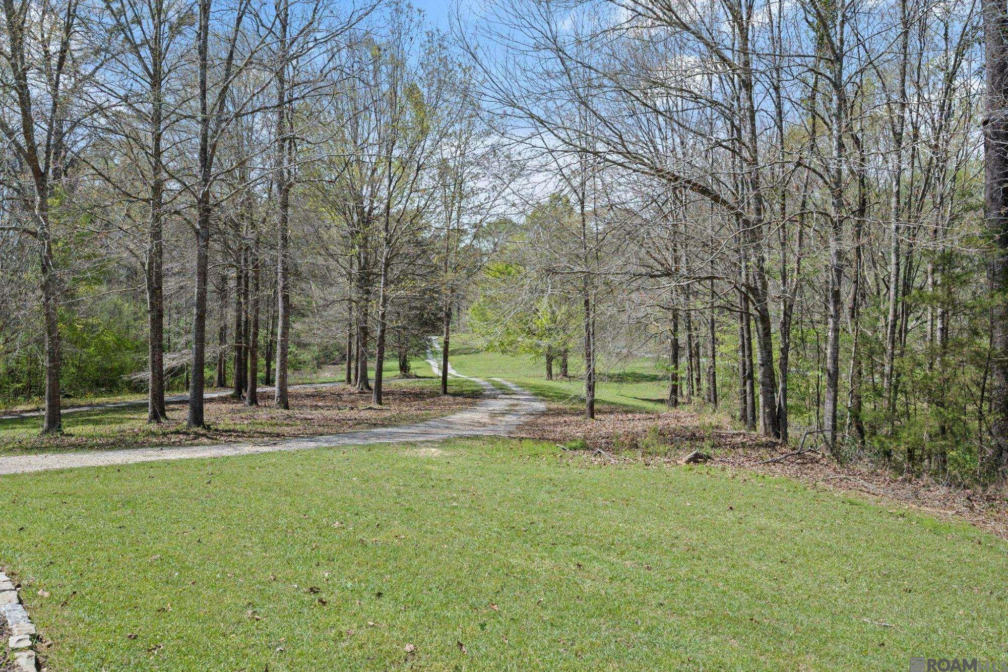 7596 Tunica Trace, St Francisville, LA, 70775