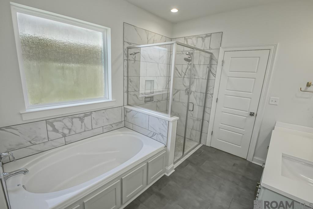 17719 Empress Dr, Greenwell Springs, LA, 70739