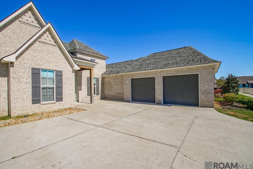 17719 Empress Dr, Greenwell Springs, LA, 70739